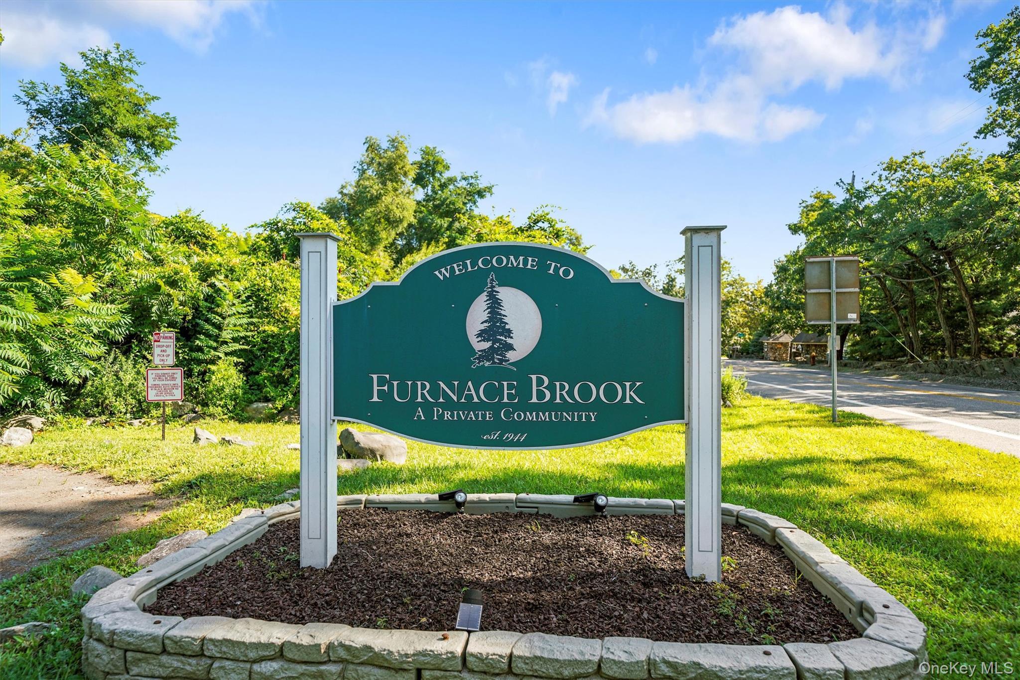 Single Family Blueberry  Orange County, NY 10925, MLS-947326-27