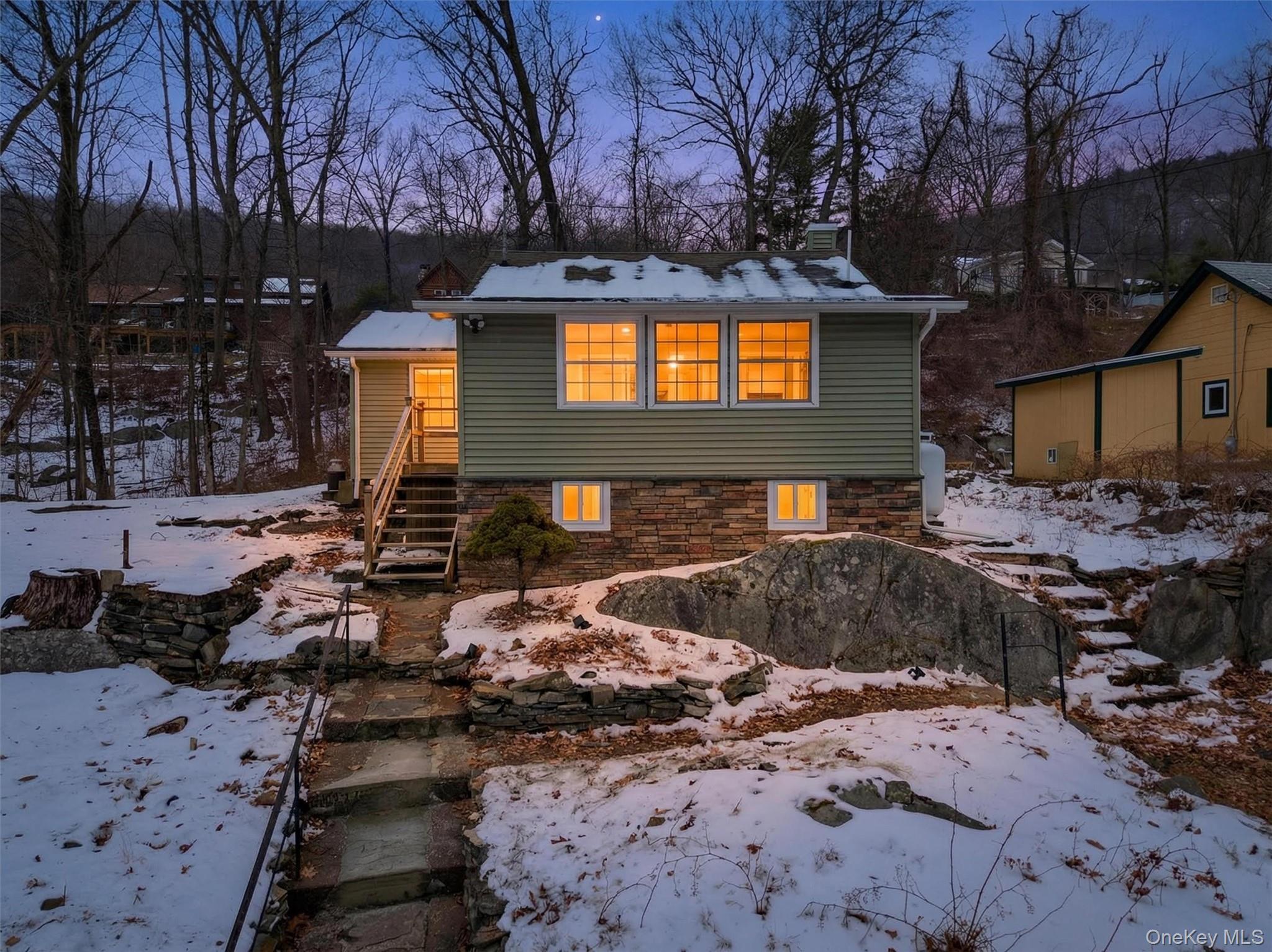 Single Family Blueberry  Orange County, NY 10925, MLS-947326-29