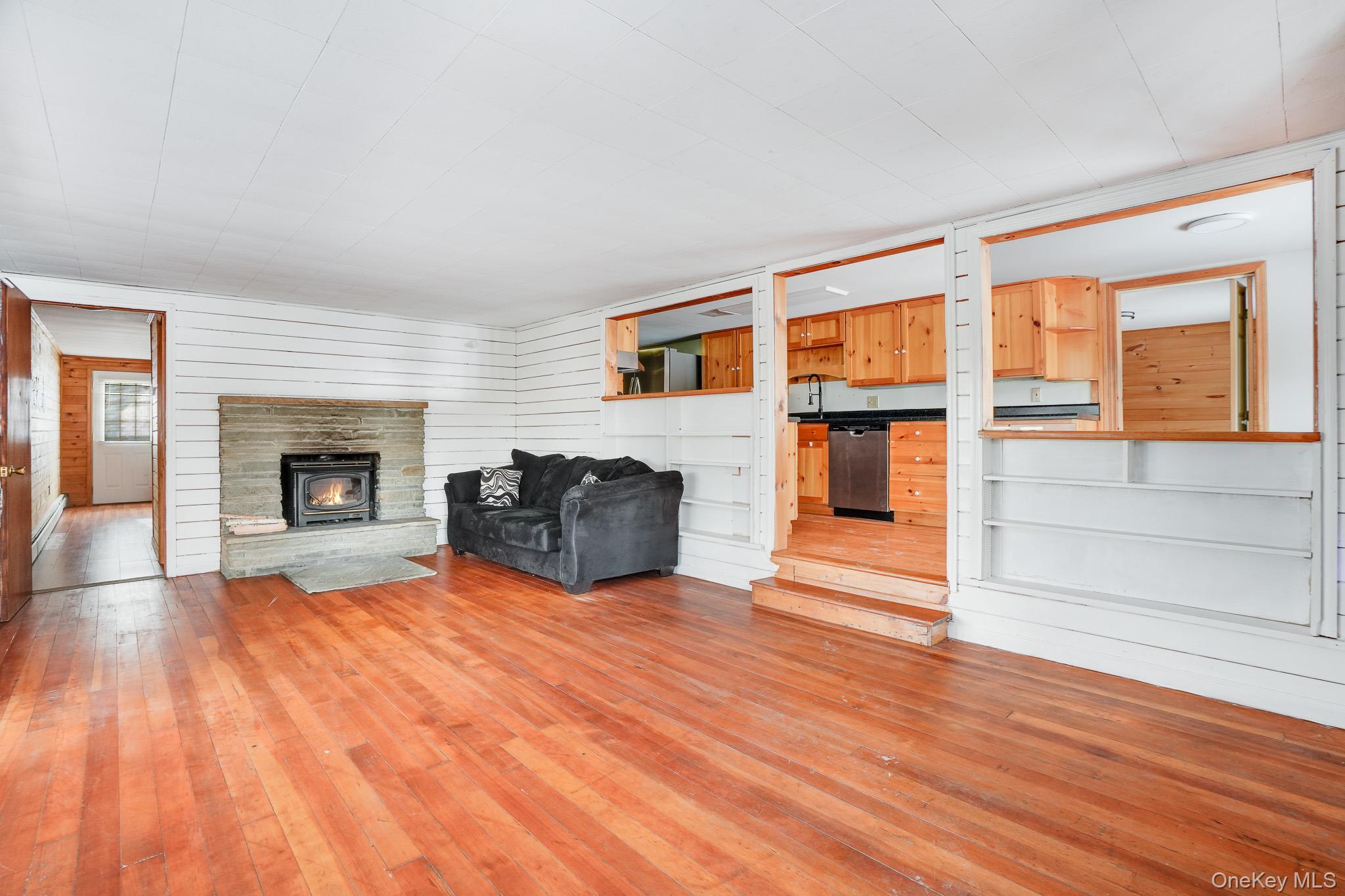 Single Family Netherwood  Dutchess County, NY 12578, MLS-947345-5