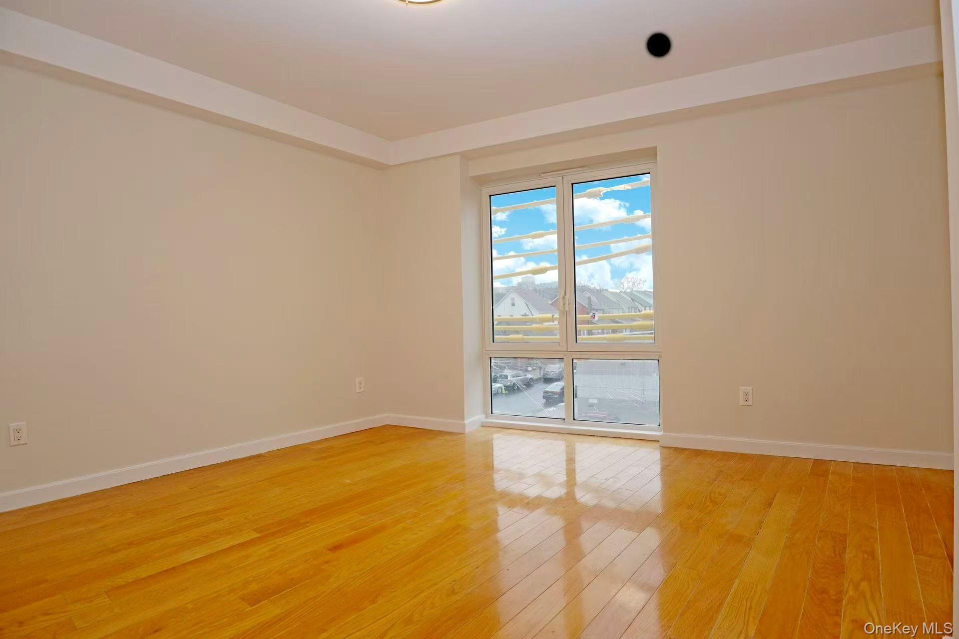 Condo Union  Queens, NY 11366, MLS-947410-15