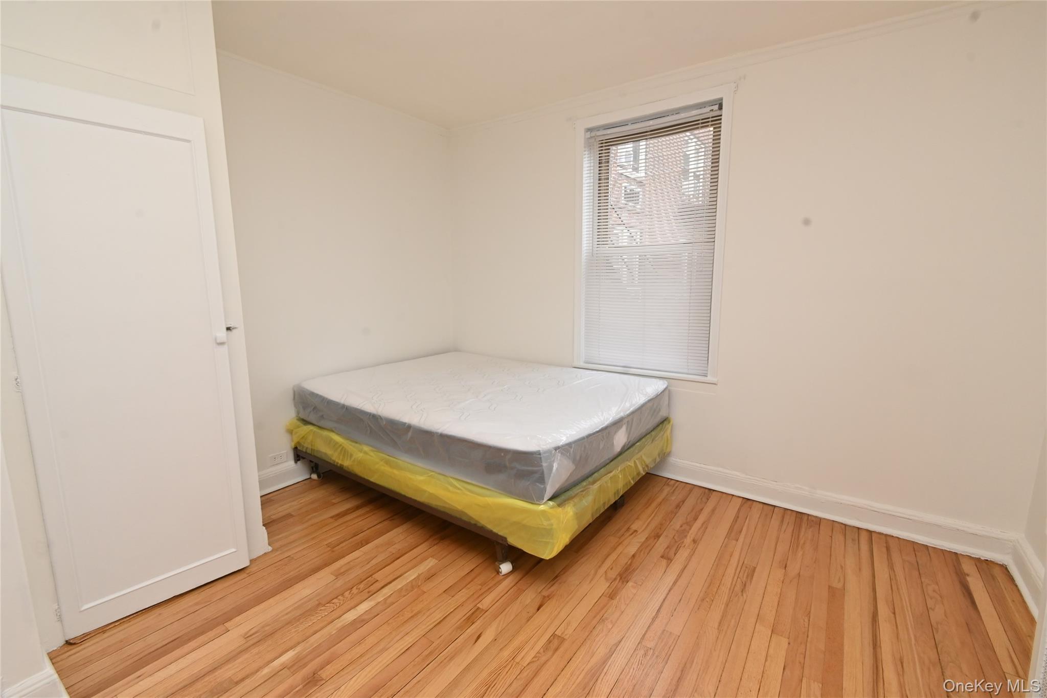 Coop 48th Queens, NY 11377, MLS-947414-18