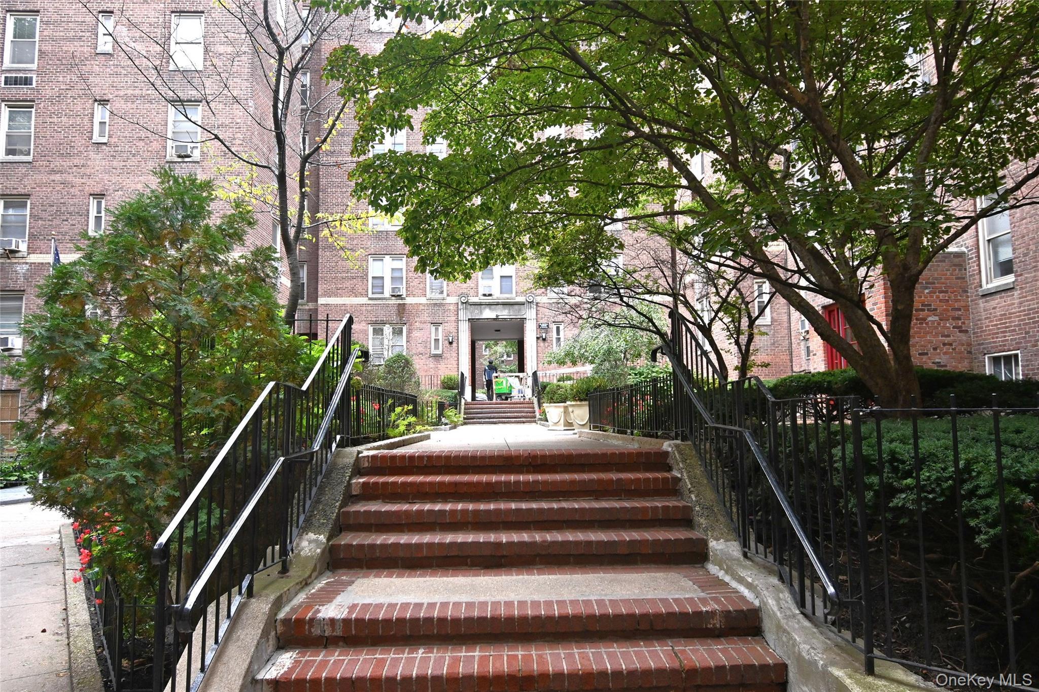 Coop 48th Queens, NY 11377, MLS-947414-9