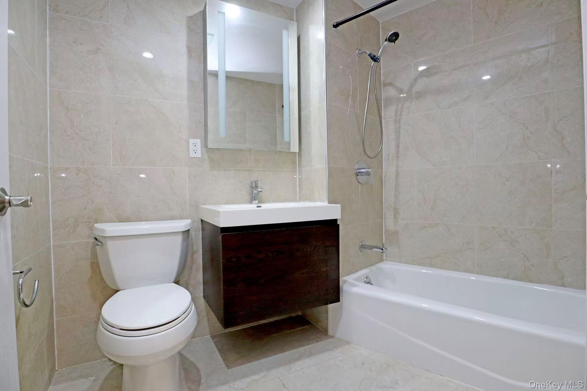 Condo Union  Queens, NY 11366, MLS-947416-10