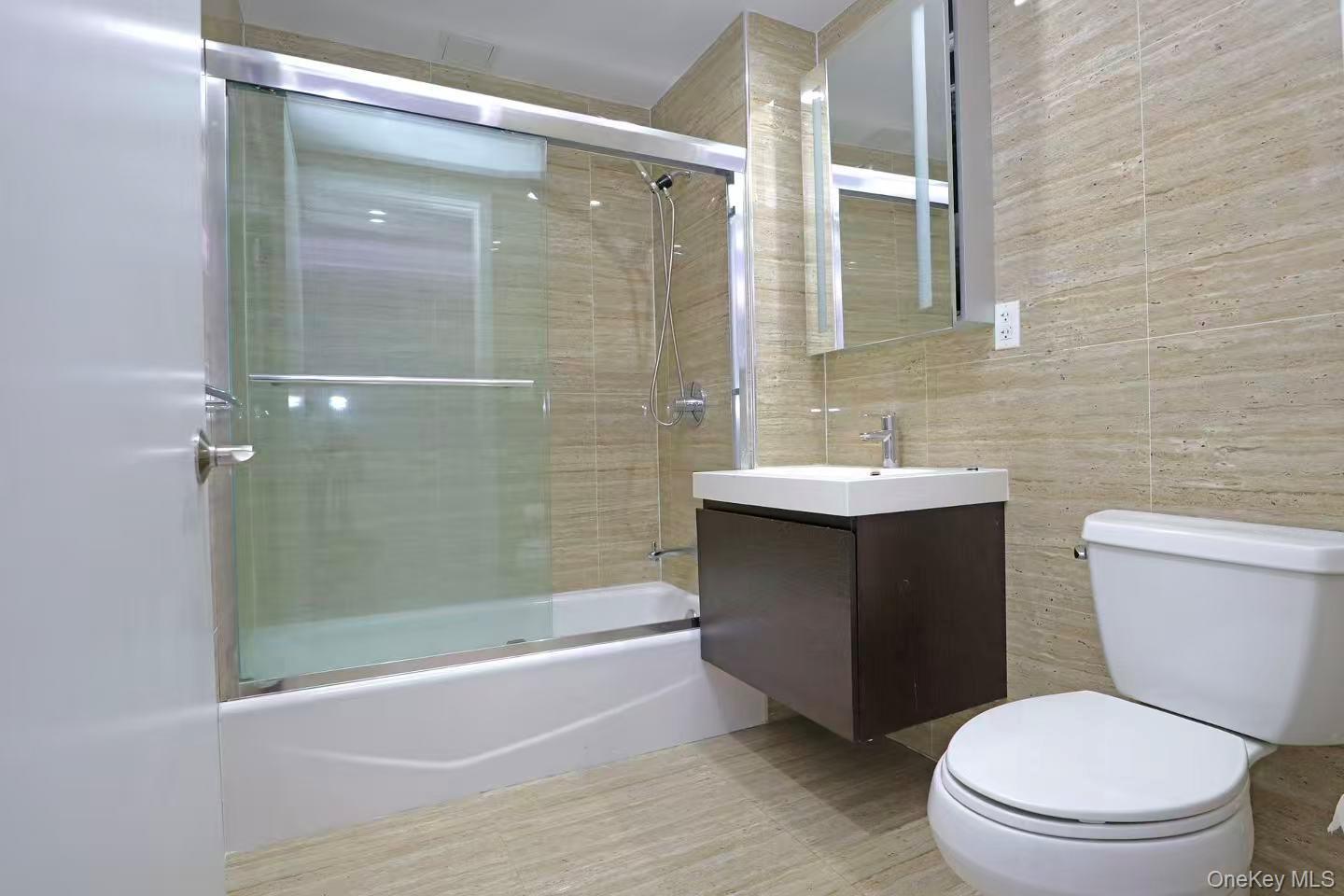 Condo Union  Queens, NY 11366, MLS-947416-12