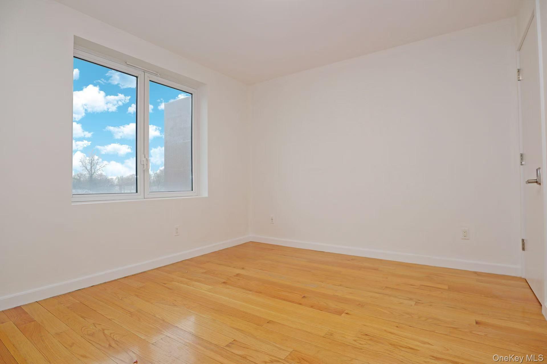 Condo Union  Queens, NY 11366, MLS-947416-13