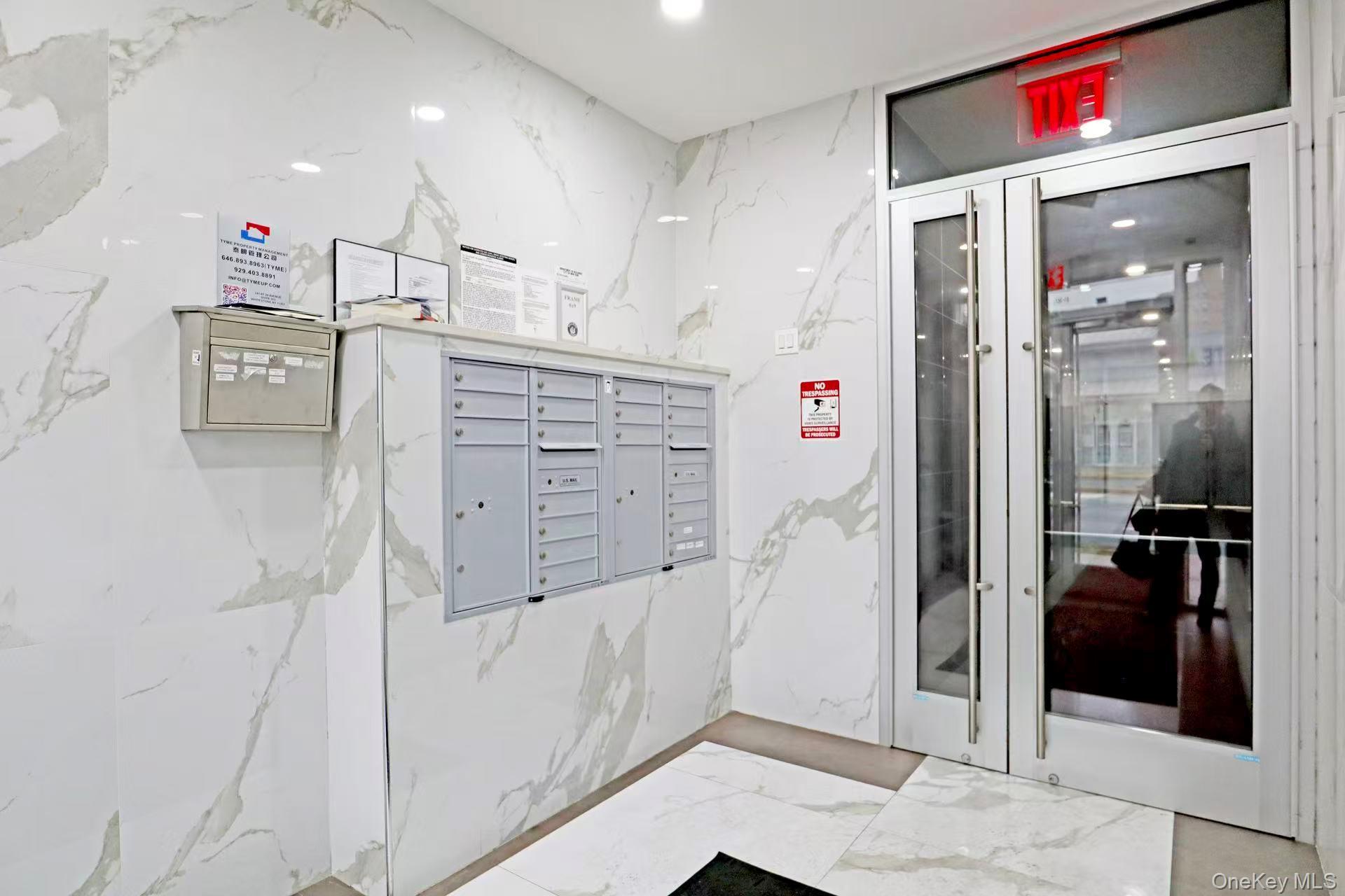 Condo Union  Queens, NY 11366, MLS-947416-16