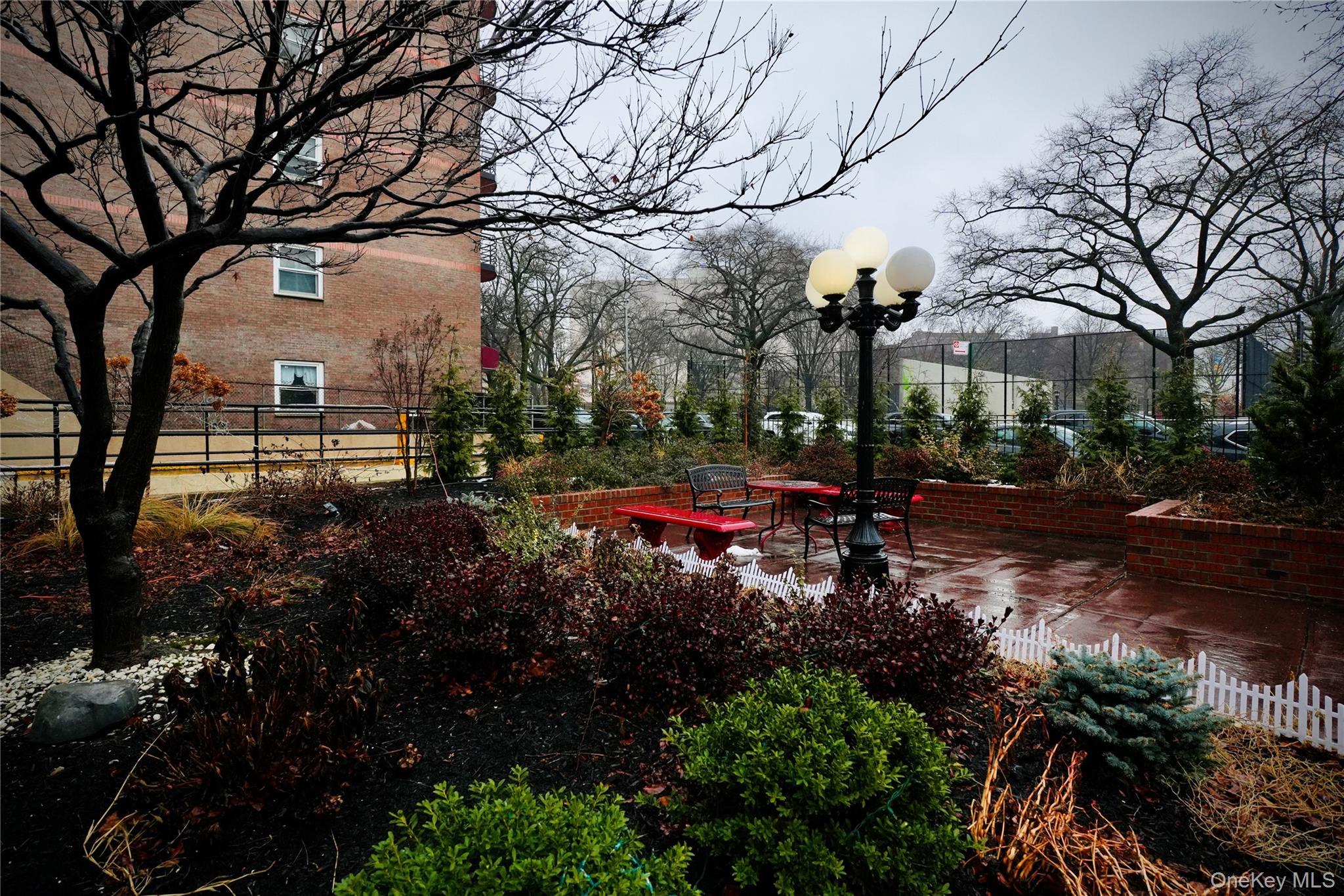 Coop 45 Avenue  Queens, NY 11373, MLS-947433-8