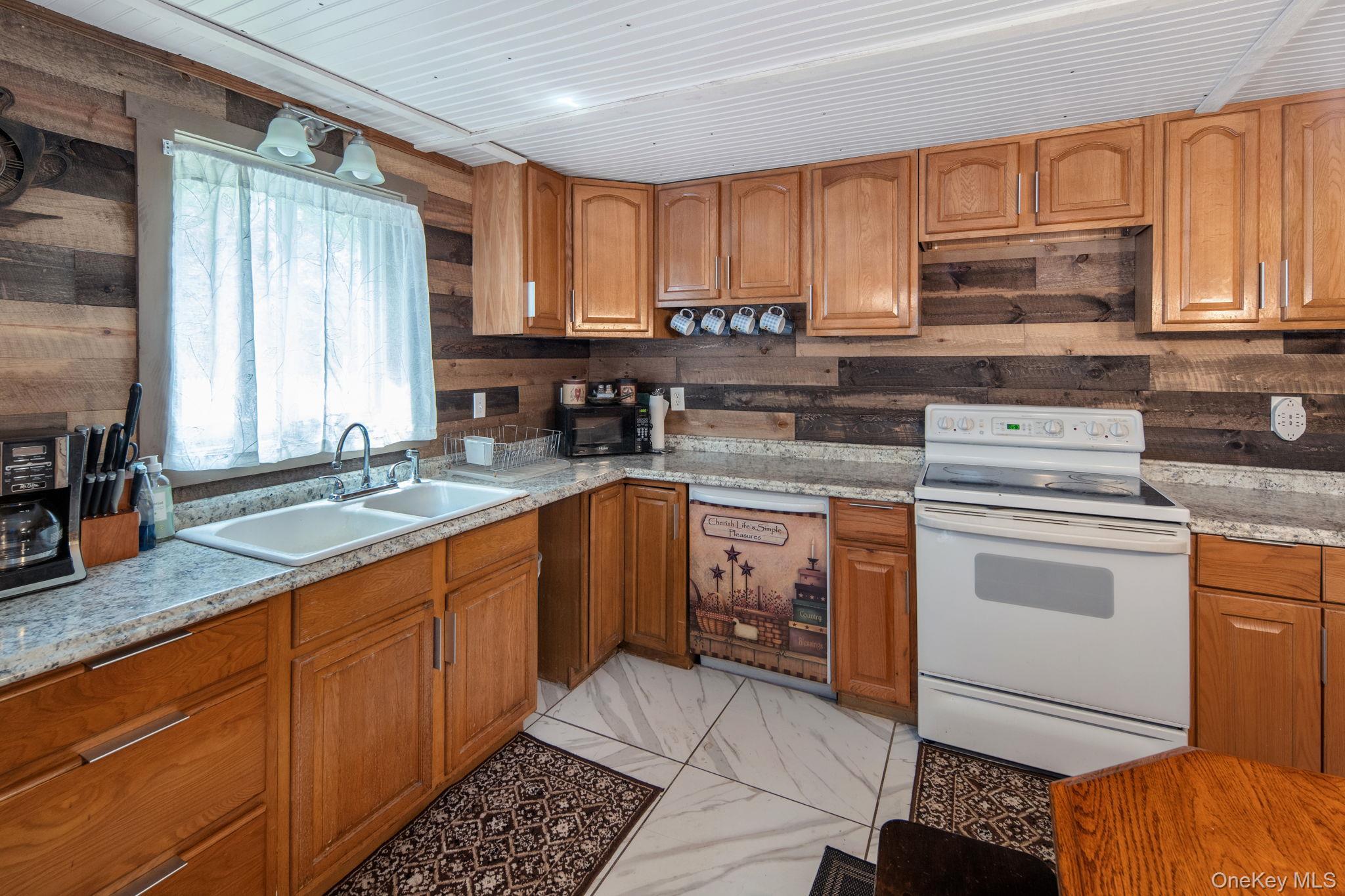 Single Family State Route 990v  Out Of Area, NY 12076, MLS-947468-11