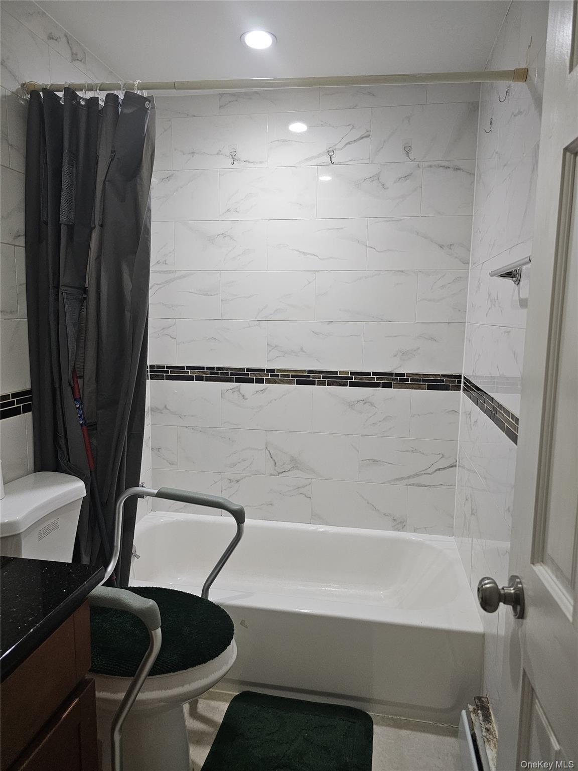 Single Family 156th  Queens, NY 11433, MLS-947476-7