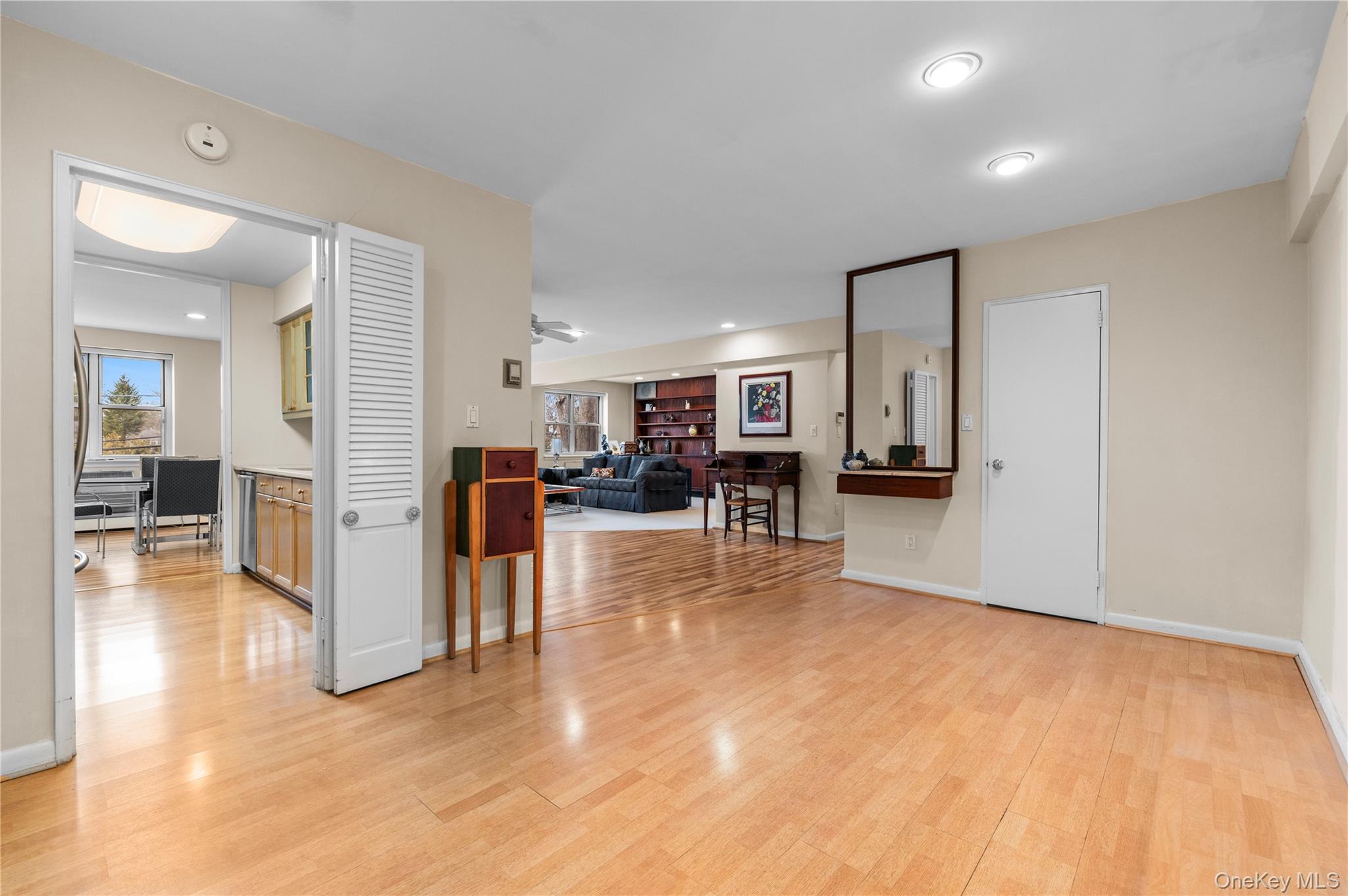 Coop Chapel  Nassau County, NY 11021, MLS-947493-3