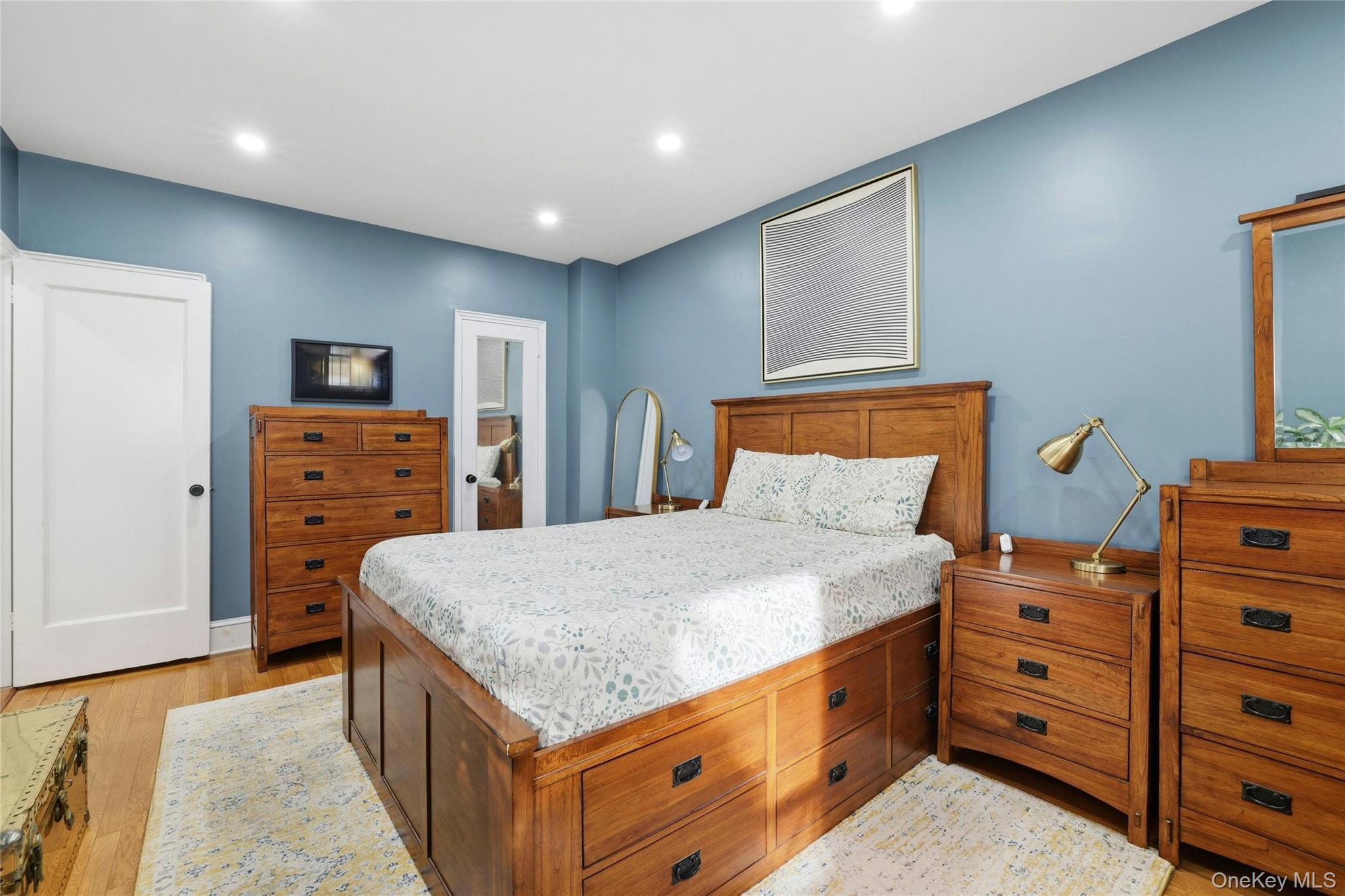 Coop 31st  Queens, NY 11106, MLS-947522-12