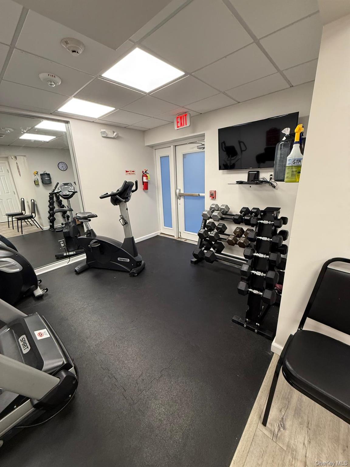 Condo Santa Barbara  Nassau County, NY 11803, MLS-947537-18