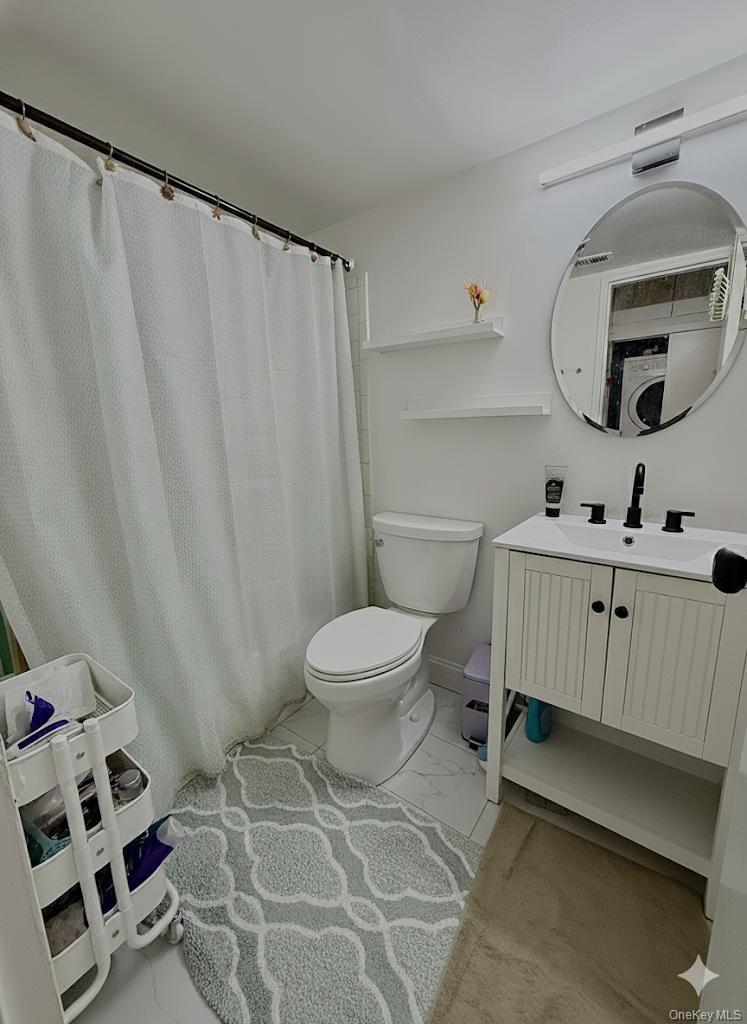 Condo Santa Barbara  Nassau County, NY 11803, MLS-947537-6