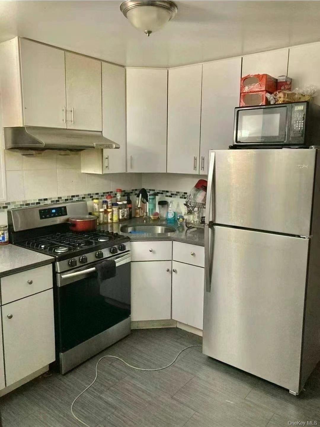 Single Family Liberty  Queens, NY 11419, MLS-947540-4