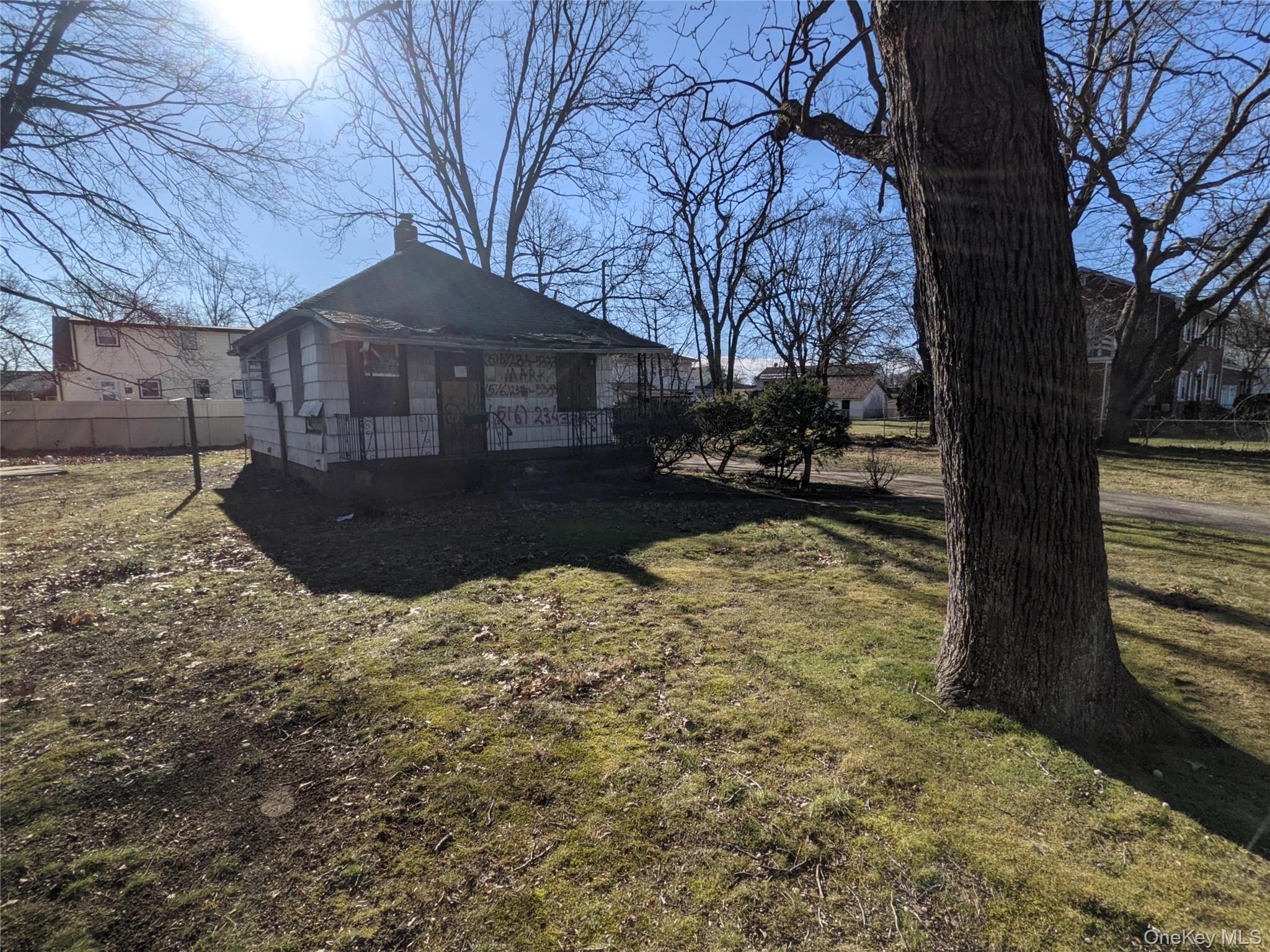 Single Family Cumberland  Nassau County, NY 11575, MLS-947552-4