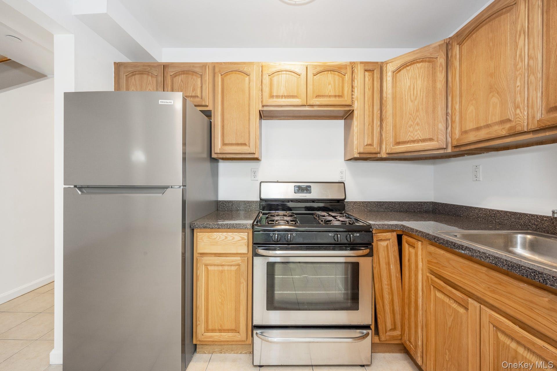 Single Family Rombouts  Bronx, NY 10475, MLS-947591-13