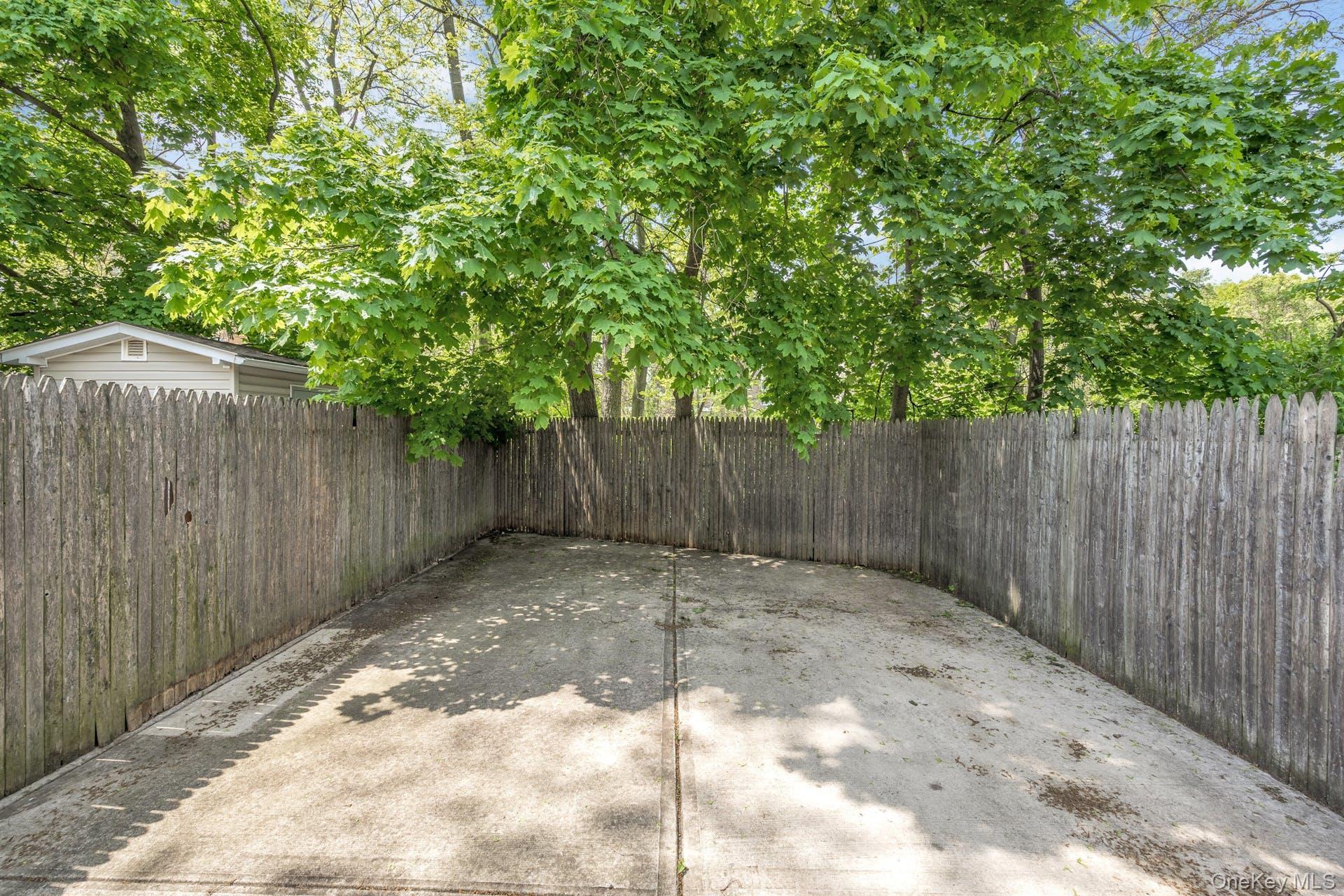 Single Family Rombouts  Bronx, NY 10475, MLS-947591-30