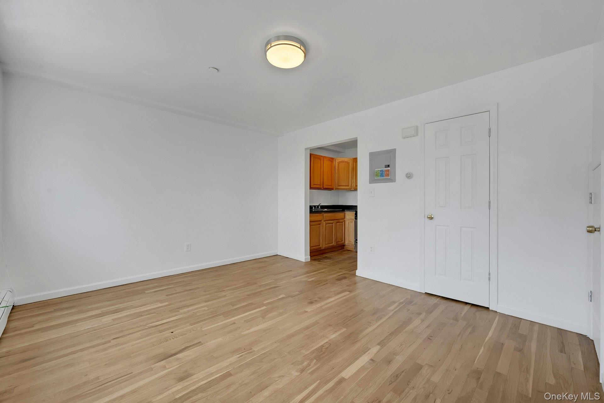 Single Family Rombouts  Bronx, NY 10475, MLS-947591-35