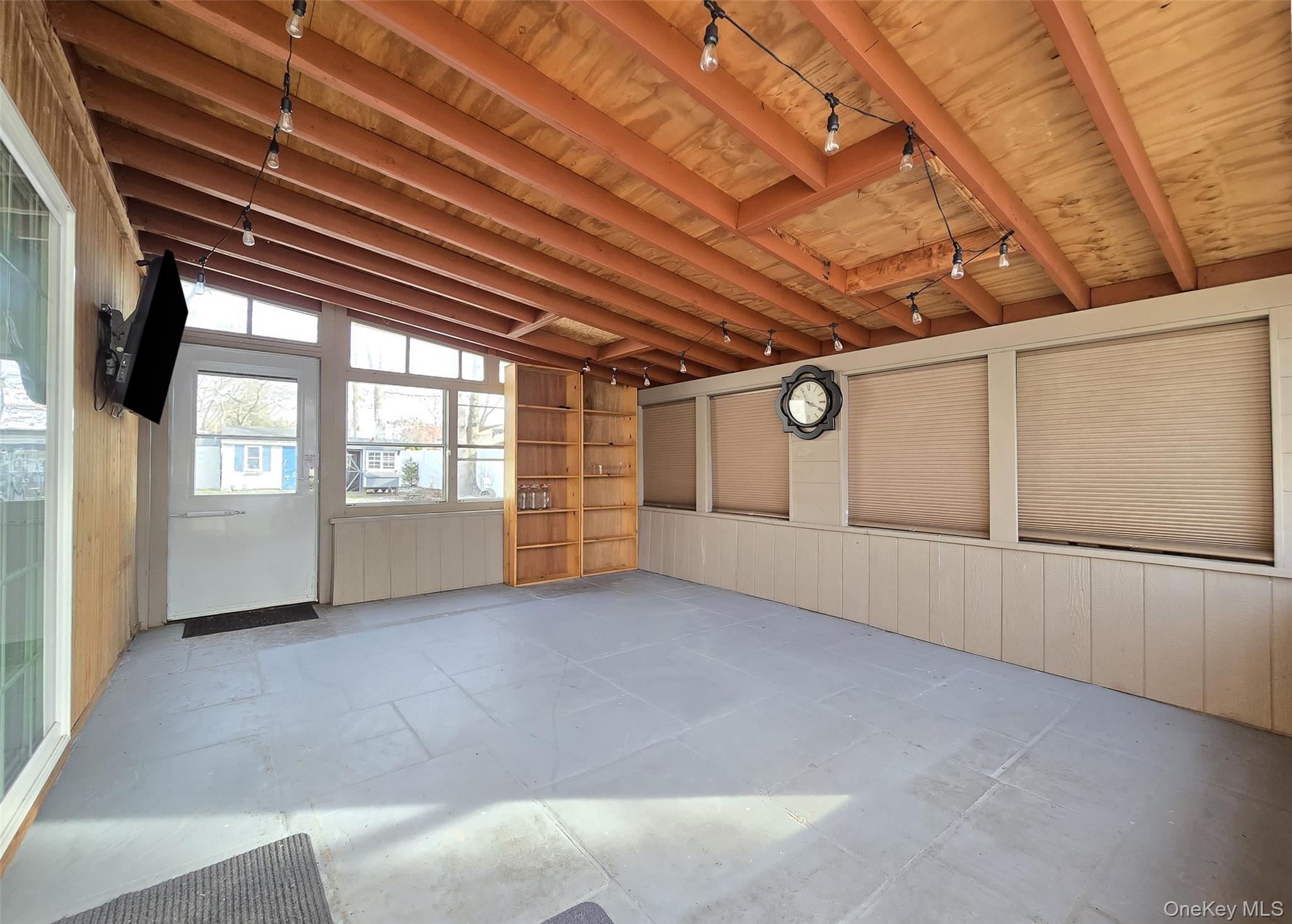 Single Family Franklin  Suffolk County, NY 11727, MLS-947637-25