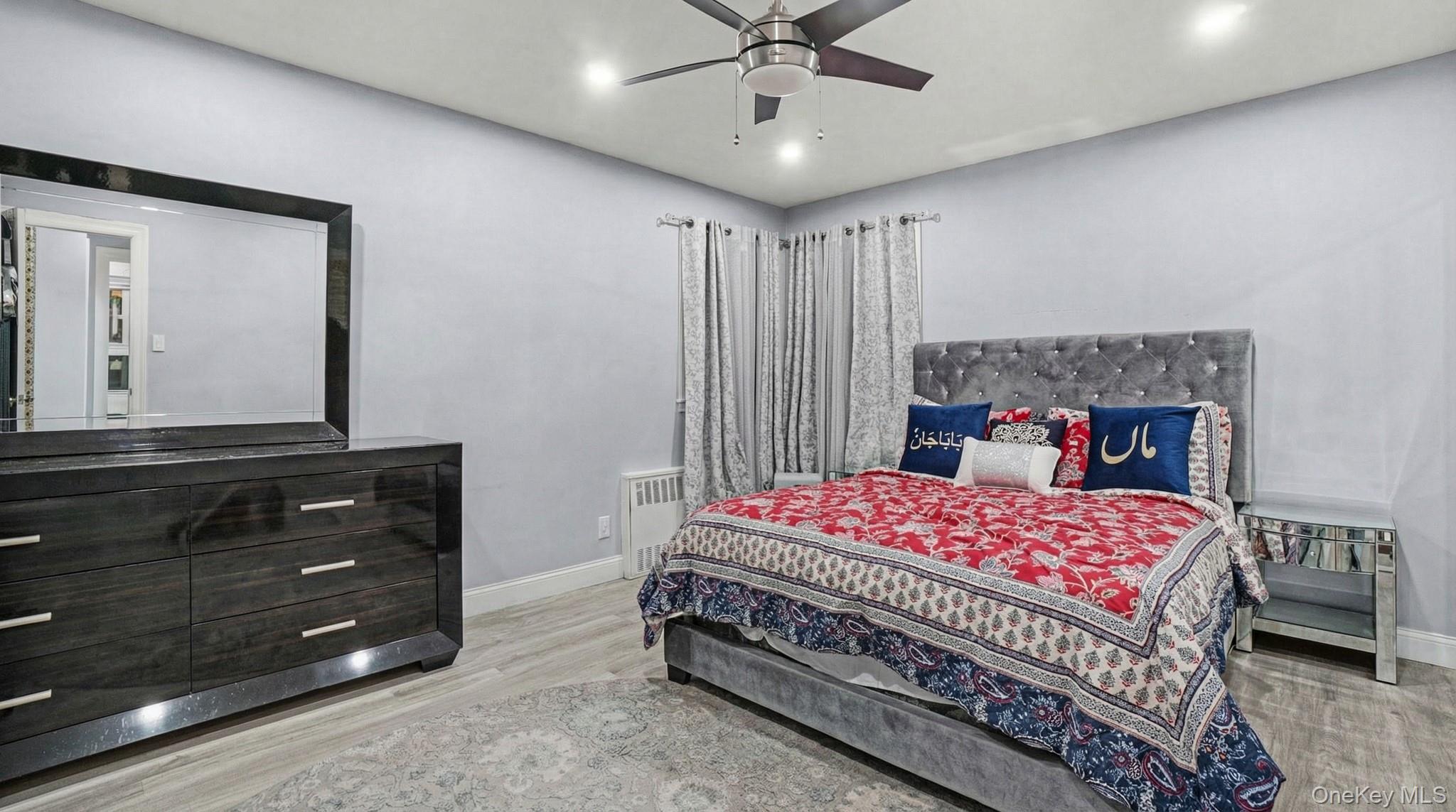 Single Family Little Neck  Queens, NY 11004, MLS-947651-17