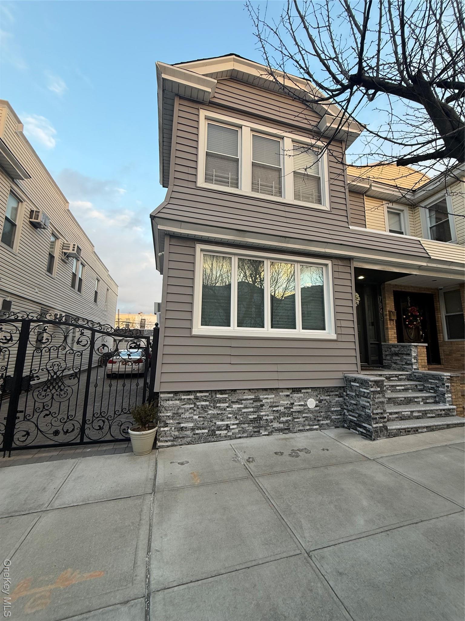 Single Family 84th  Queens, NY 11385, MLS-947796-3