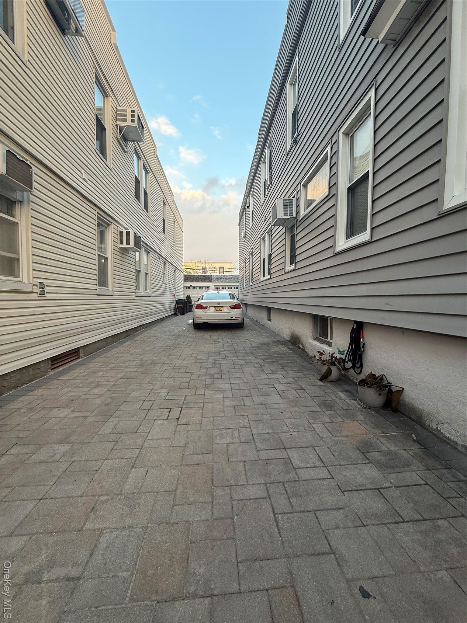 Single Family 84th  Queens, NY 11385, MLS-947796-5