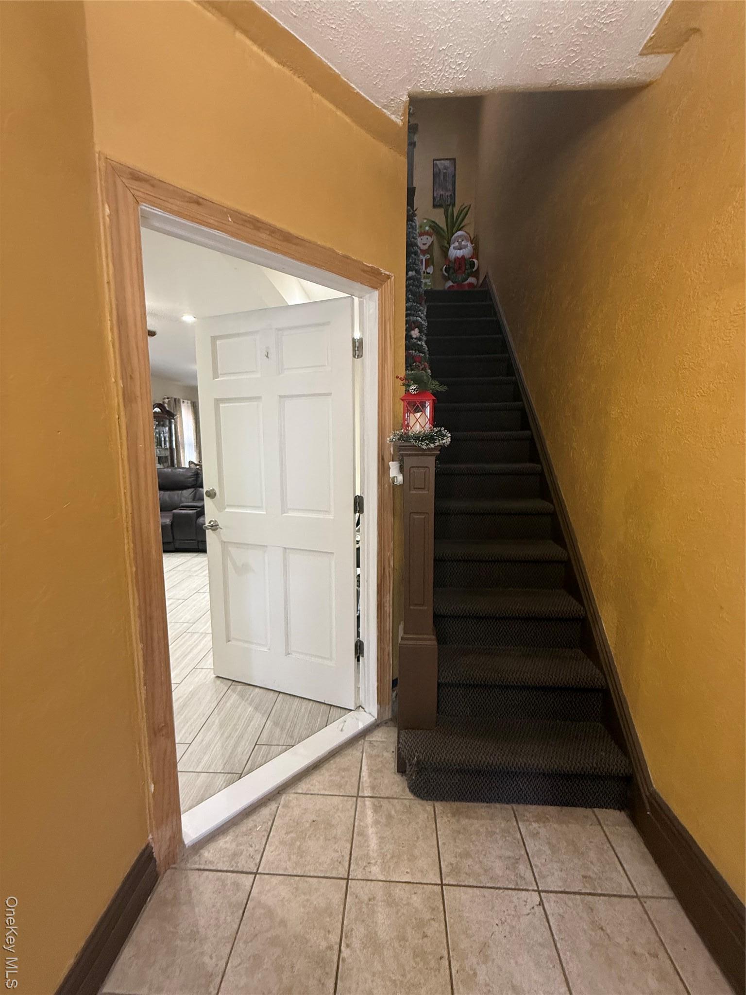 Single Family 84th  Queens, NY 11385, MLS-947796-6