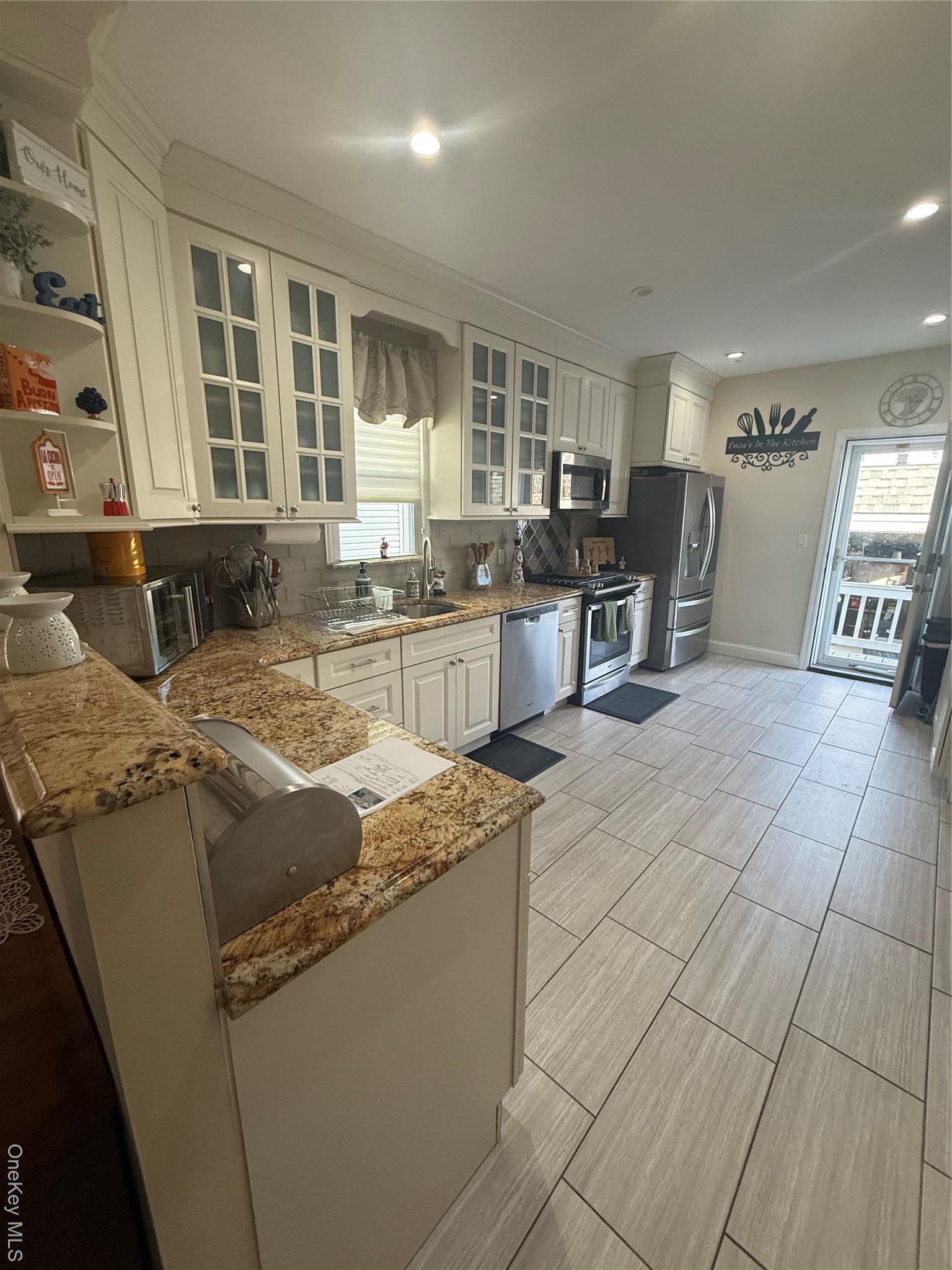 Single Family 84th  Queens, NY 11385, MLS-947796-9