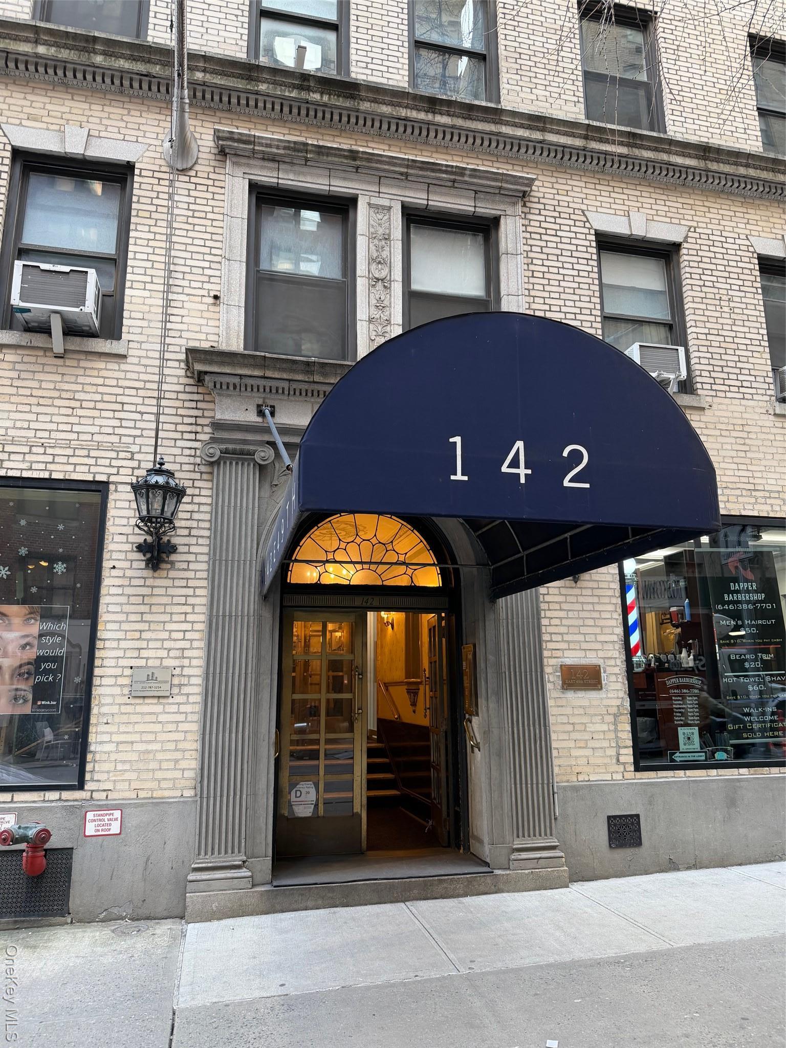 Coop E 49th Street  Manhattan, NY 10017, MLS-947818-2
