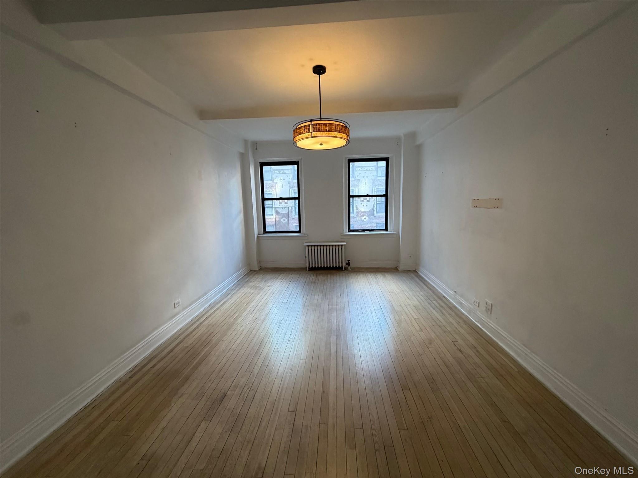 Coop E 49th Street  Manhattan, NY 10017, MLS-947818-4