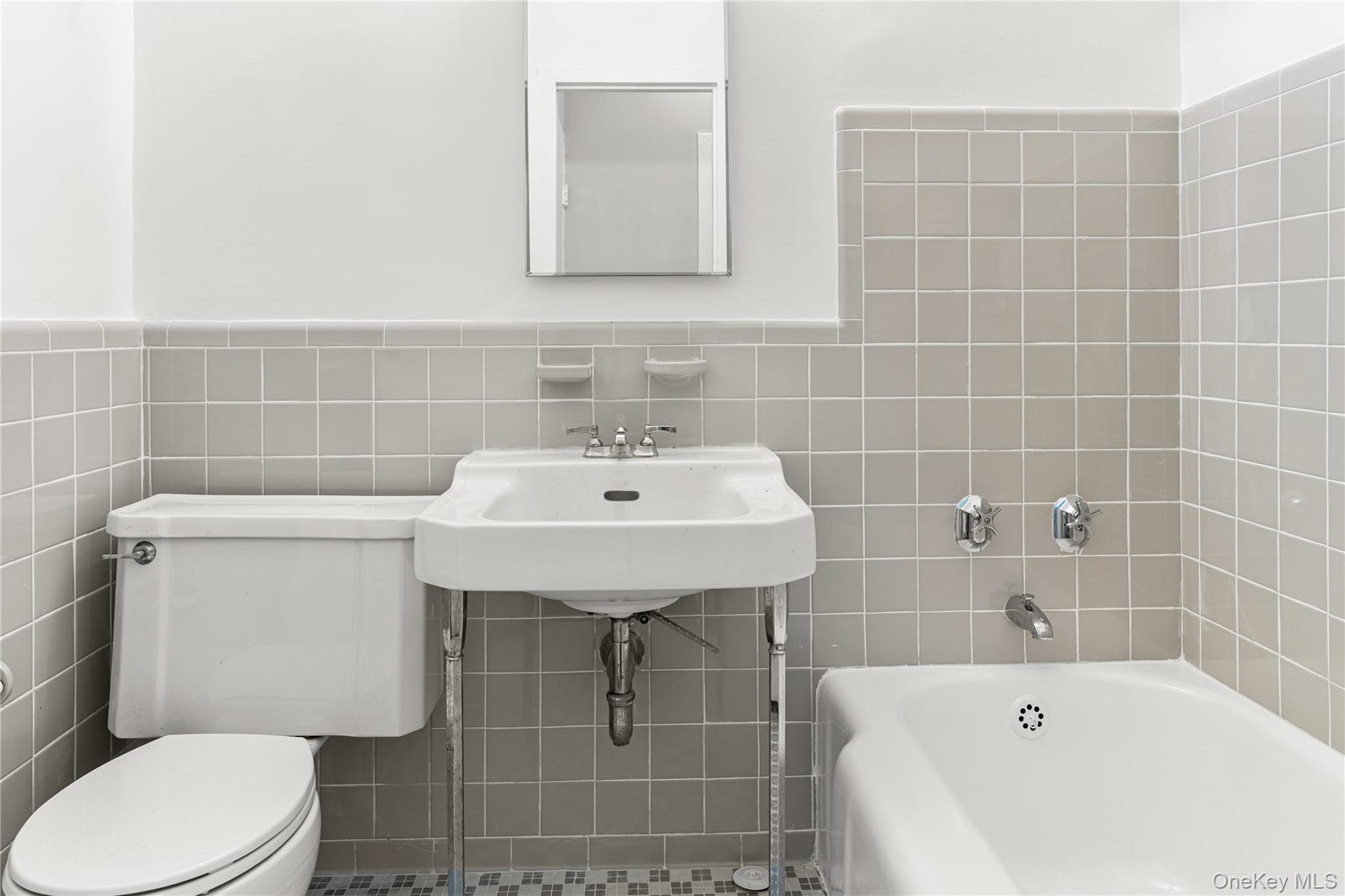 Coop Fordham Hill  Bronx, NY 10468, MLS-947867-12