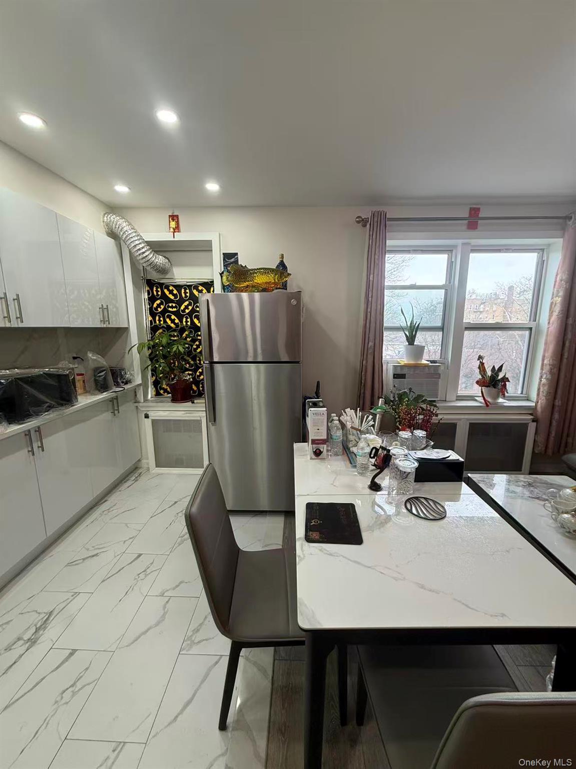 Coop Bowne  Queens, NY 11355, MLS-947934-5