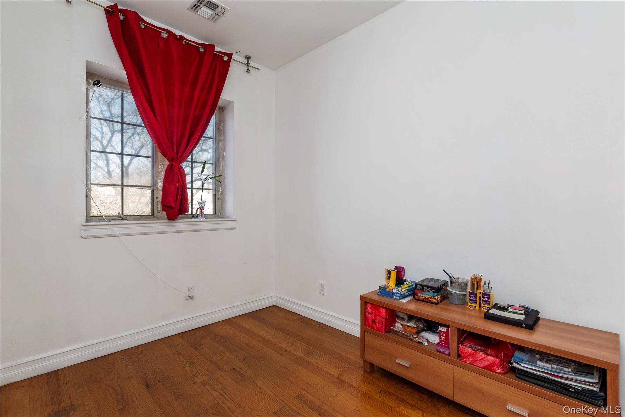 Condo 37th  Queens, NY 11368, MLS-947938-15