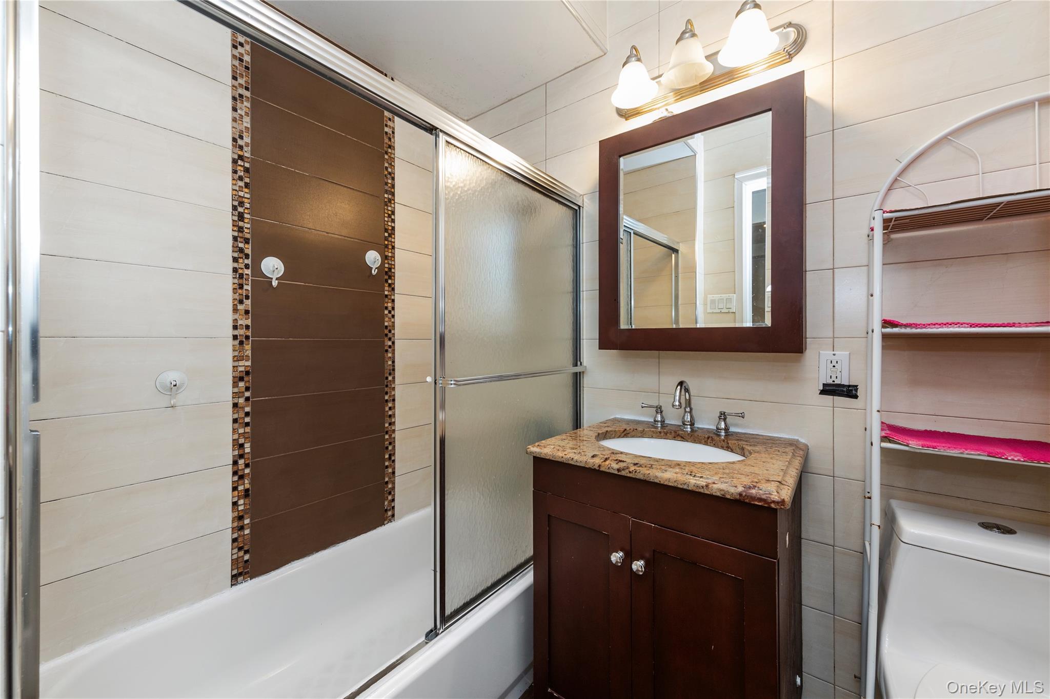 Condo 37th  Queens, NY 11368, MLS-947938-9