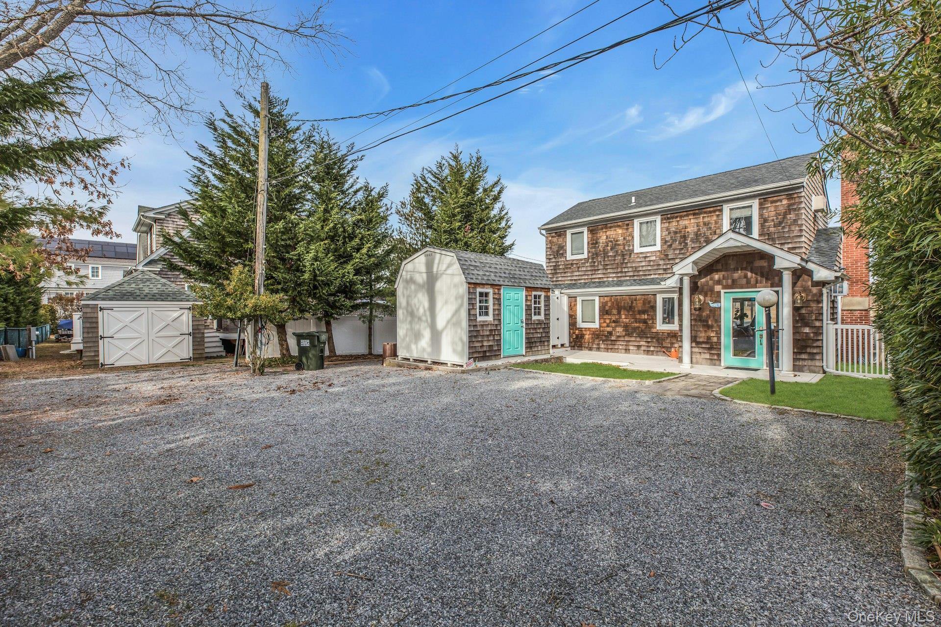 Single Family W End Avenue  Suffolk County, NY 11942, MLS-947960-2