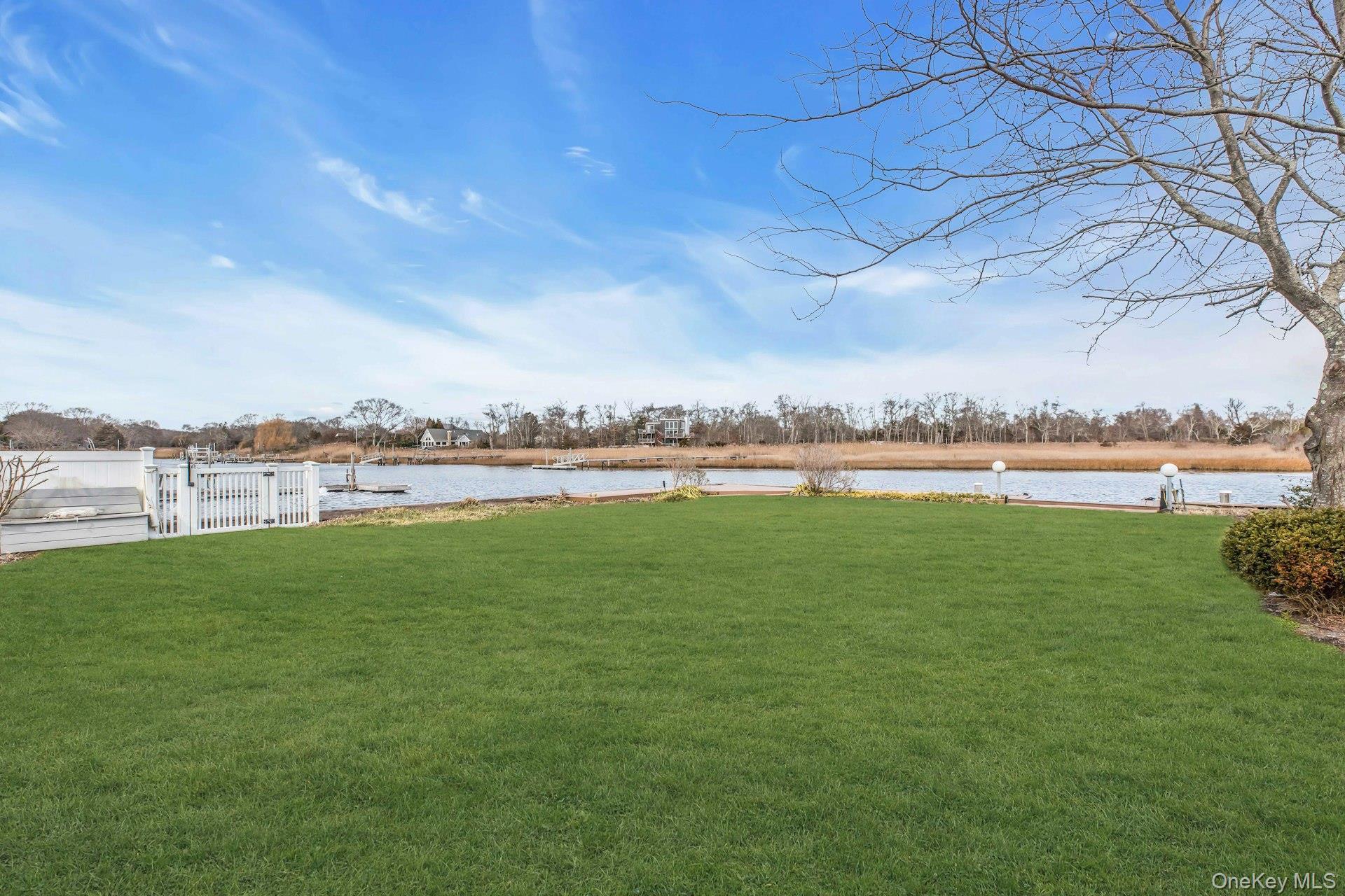 Single Family W End Avenue  Suffolk County, NY 11942, MLS-947960-26