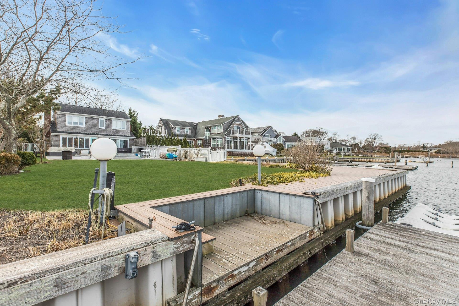 Single Family W End Avenue  Suffolk County, NY 11942, MLS-947960-29