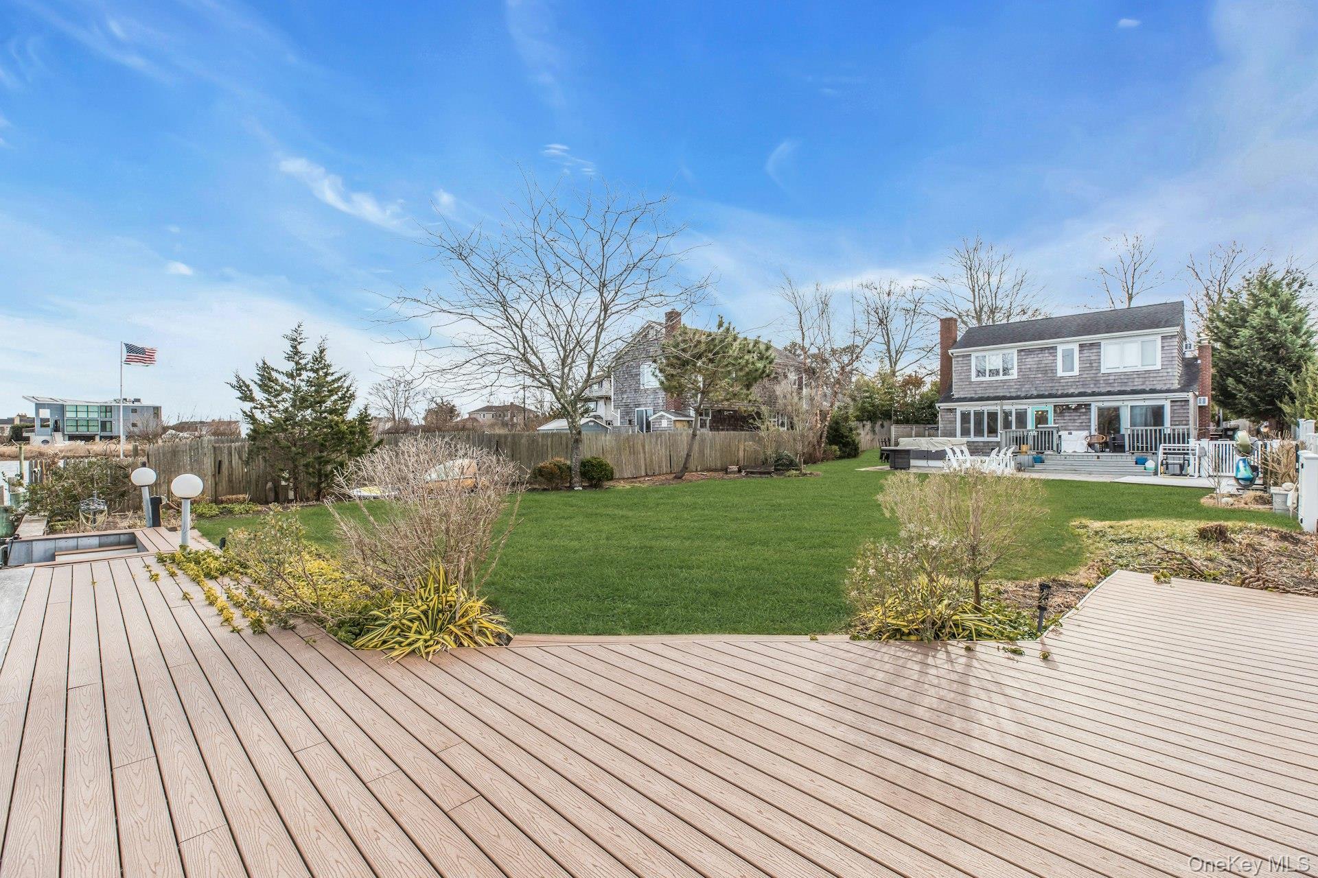 Single Family W End Avenue  Suffolk County, NY 11942, MLS-947960-31