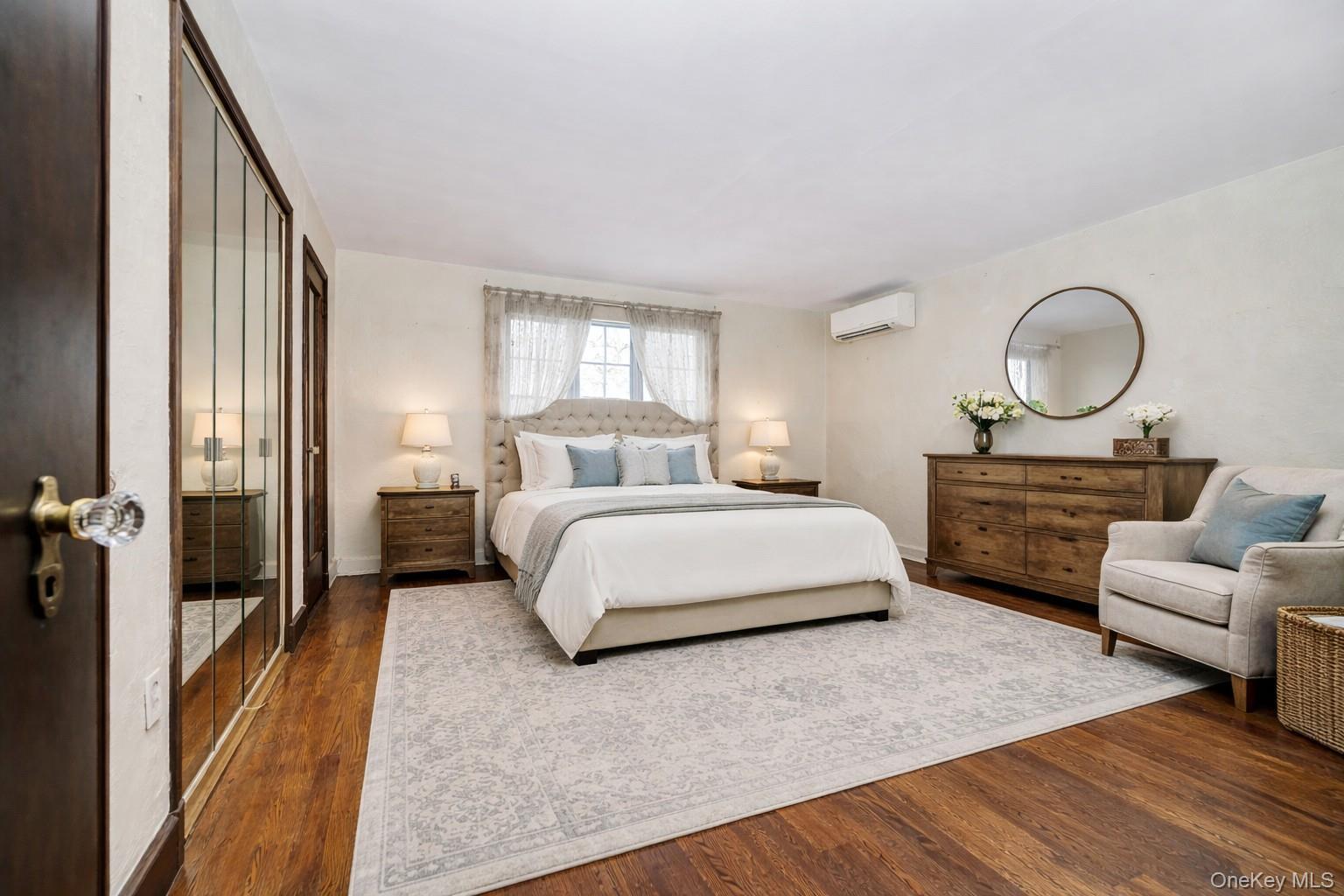 Single Family 33rd  Queens, NY 11358, MLS-947987-10