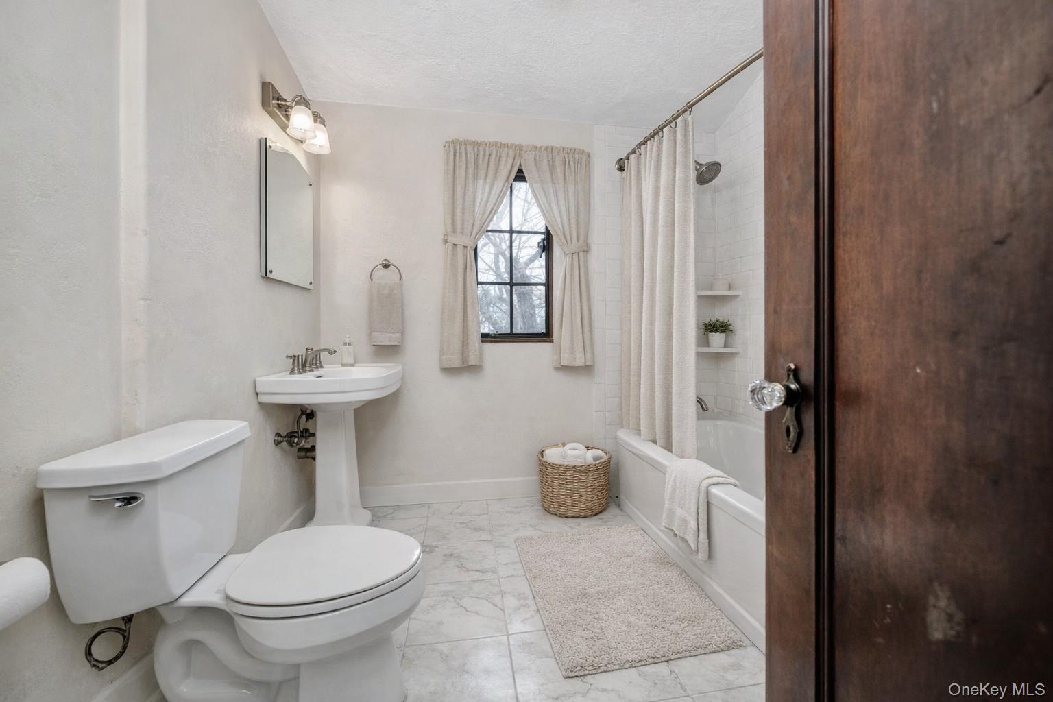 Single Family 33rd  Queens, NY 11358, MLS-947987-24