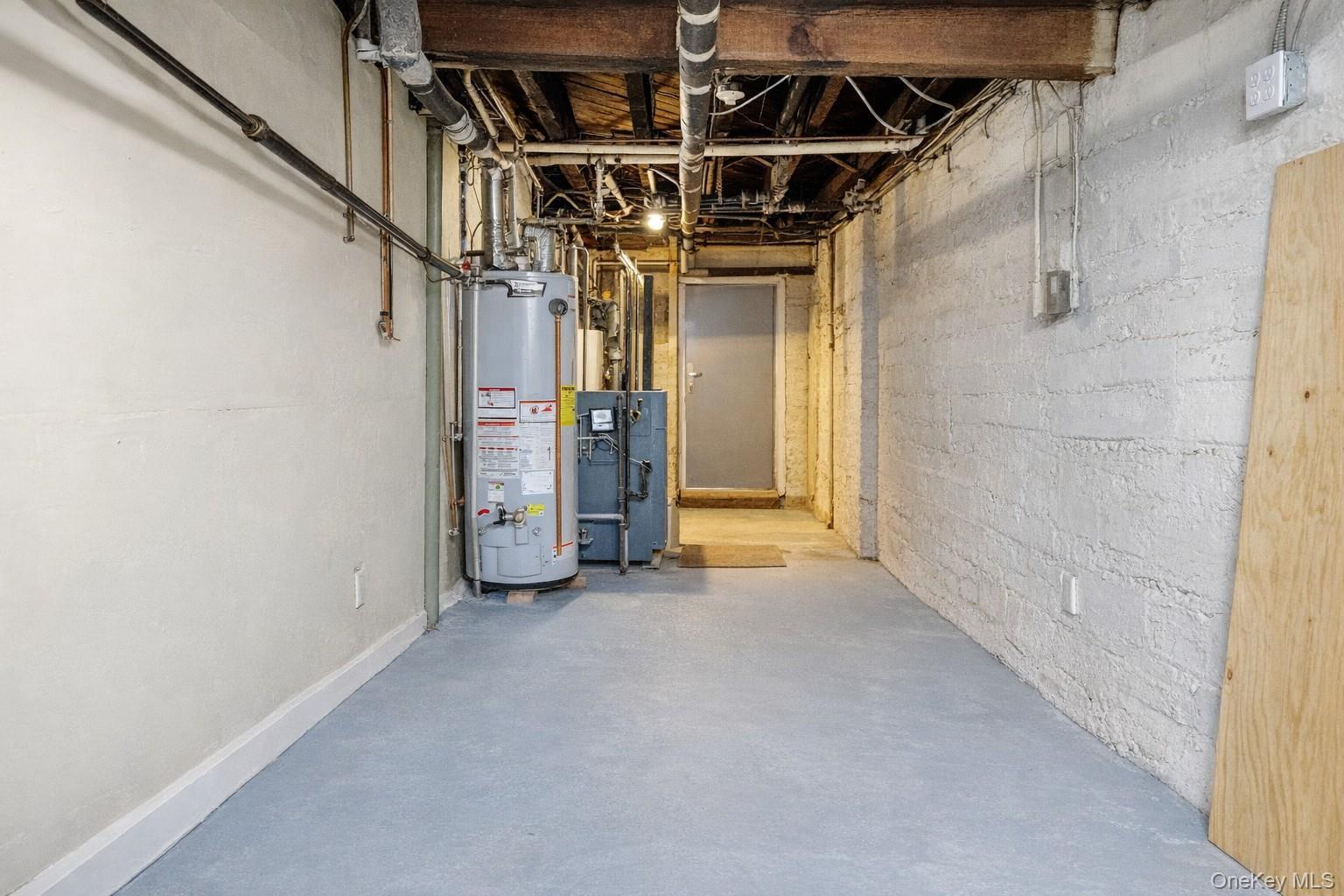 Single Family 33rd  Queens, NY 11358, MLS-947987-28