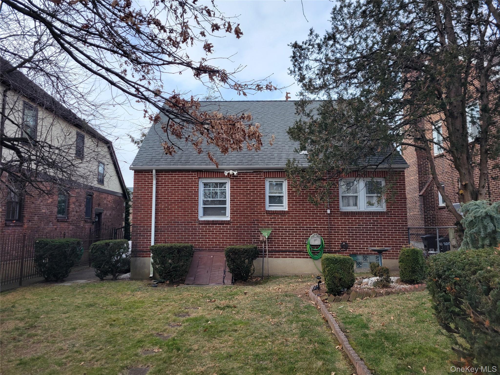 Single Family 149 Queens, NY 11354, MLS-948016-14