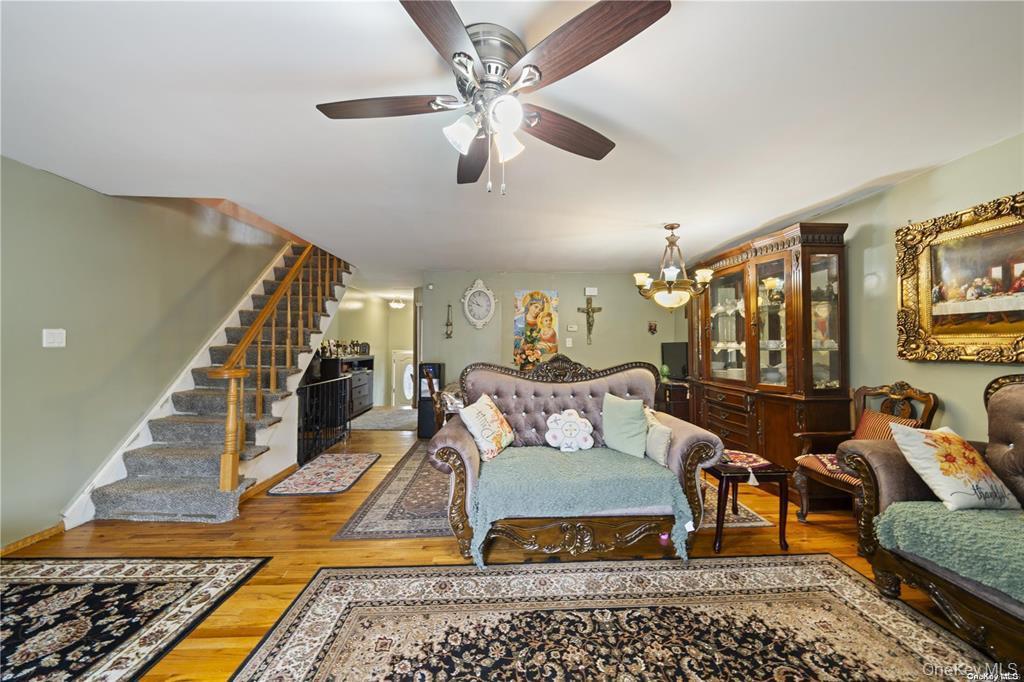 Single Family Woodcrest  Staten Island, NY 10303, MLS-948039-5