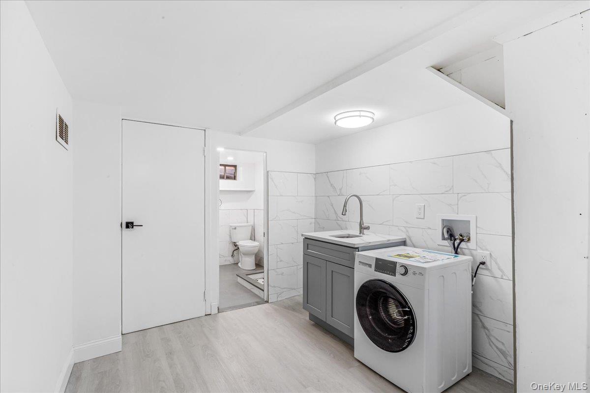 Single Family Grand Central  Queens, NY 11432, MLS-948043-11