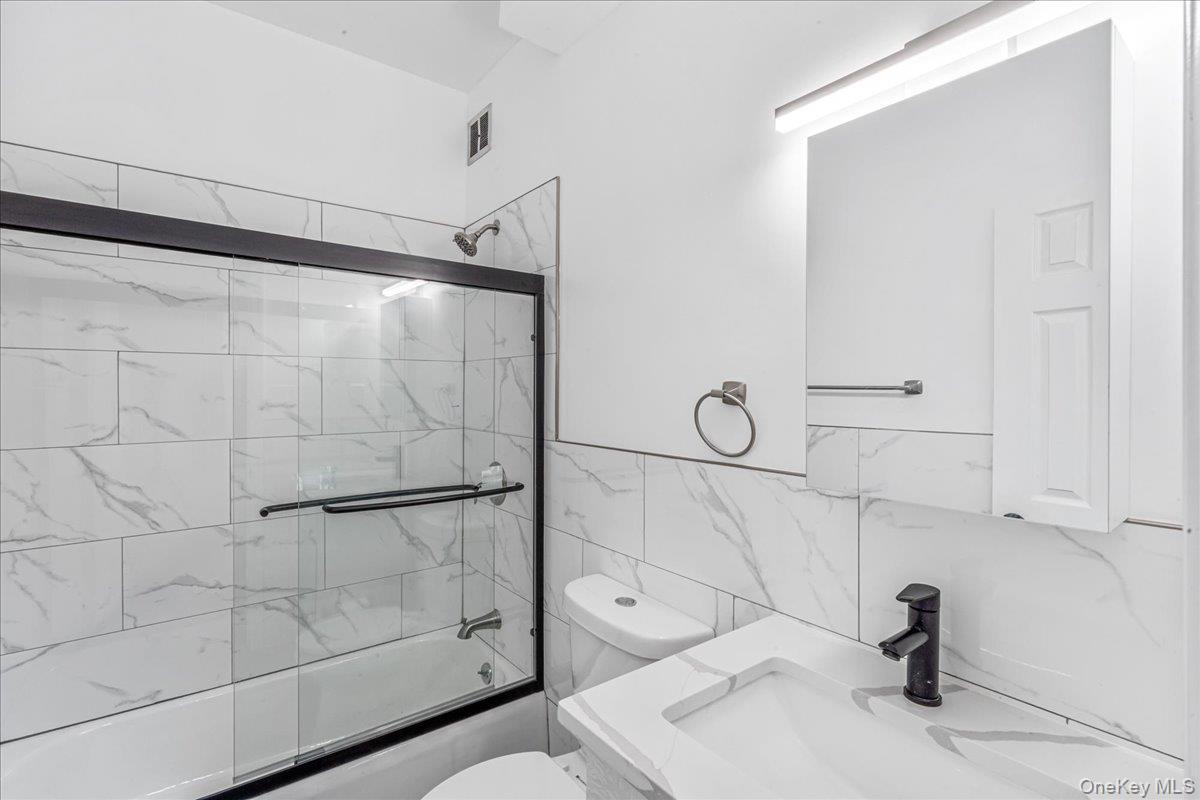 Single Family Grand Central  Queens, NY 11432, MLS-948043-5