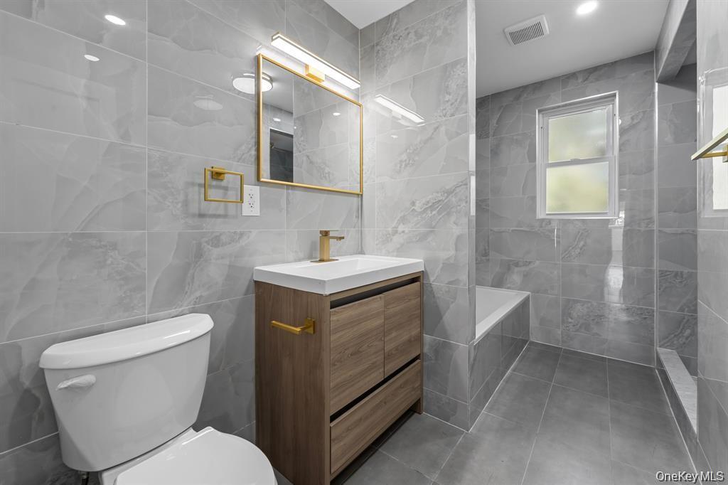 Single Family 217th  Queens, NY 11411, MLS-948049-9