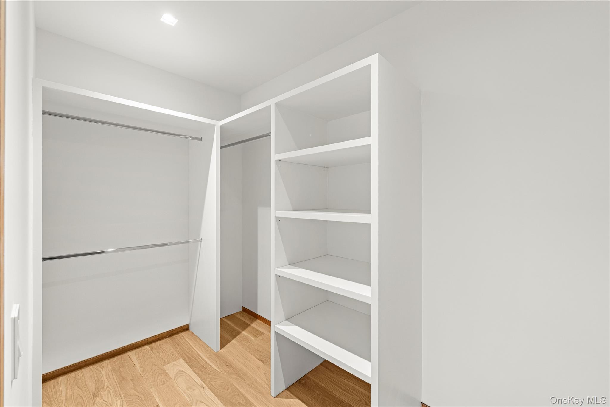 Single Family Quogo Neck Lane Suffolk County, NY 11959, MLS-948054-16