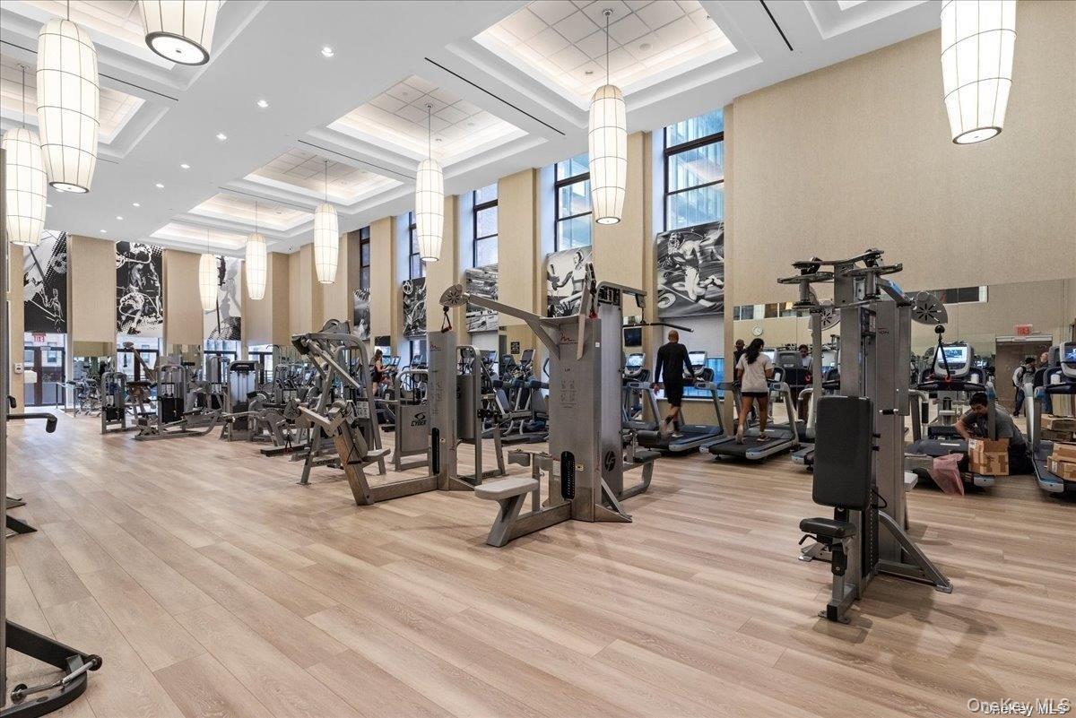 Apartment West  Manhattan, NY 10004, MLS-948067-22