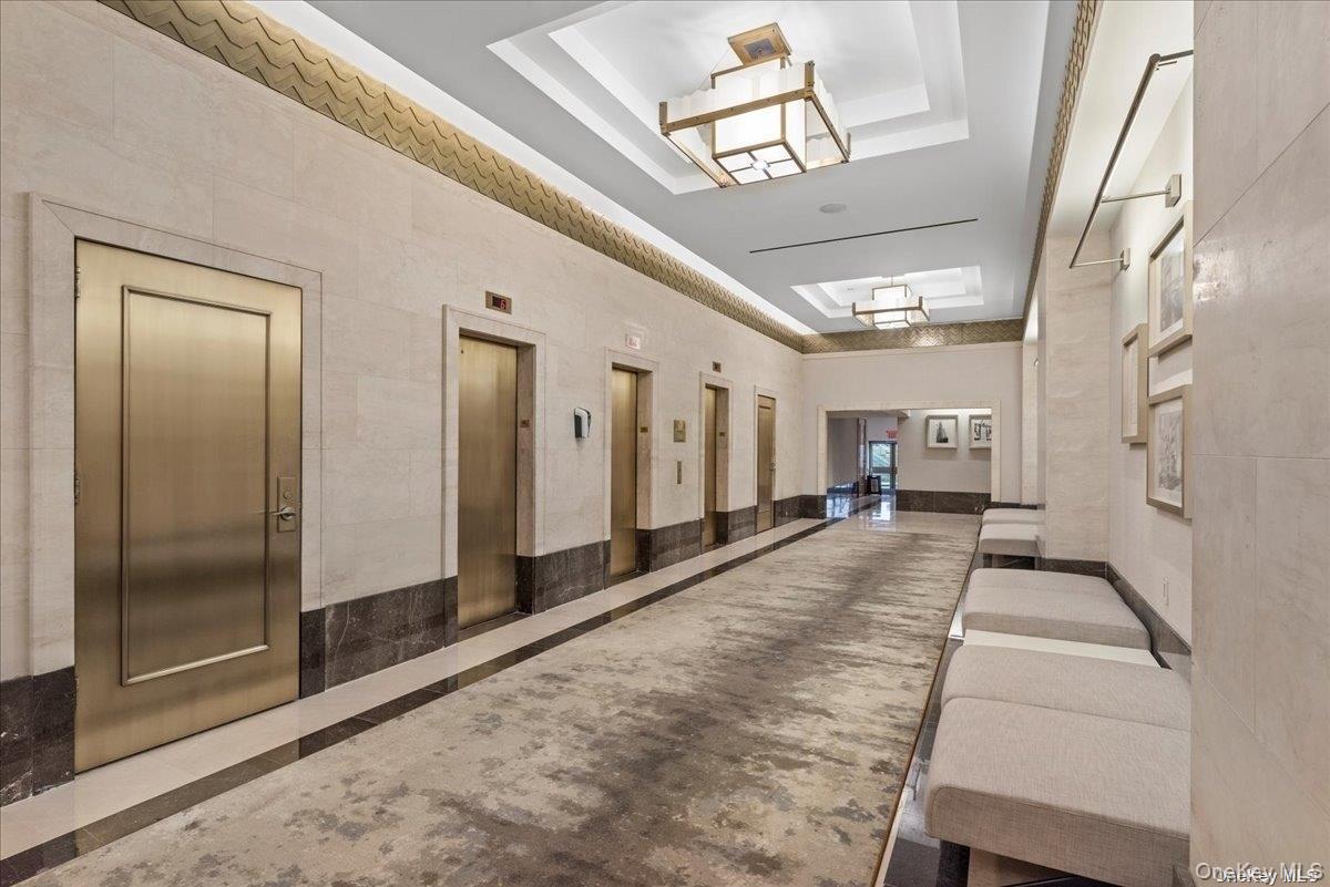 Apartment West  Manhattan, NY 10004, MLS-948067-3