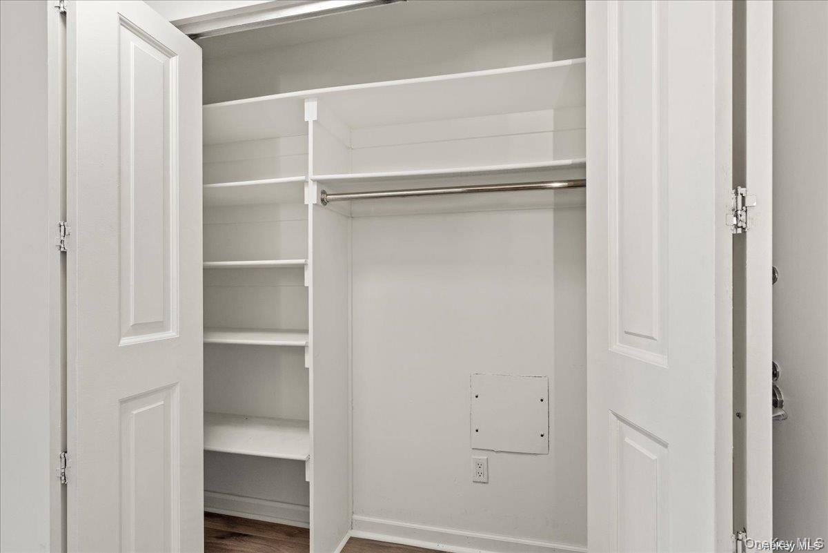 Apartment West  Manhattan, NY 10004, MLS-948067-8